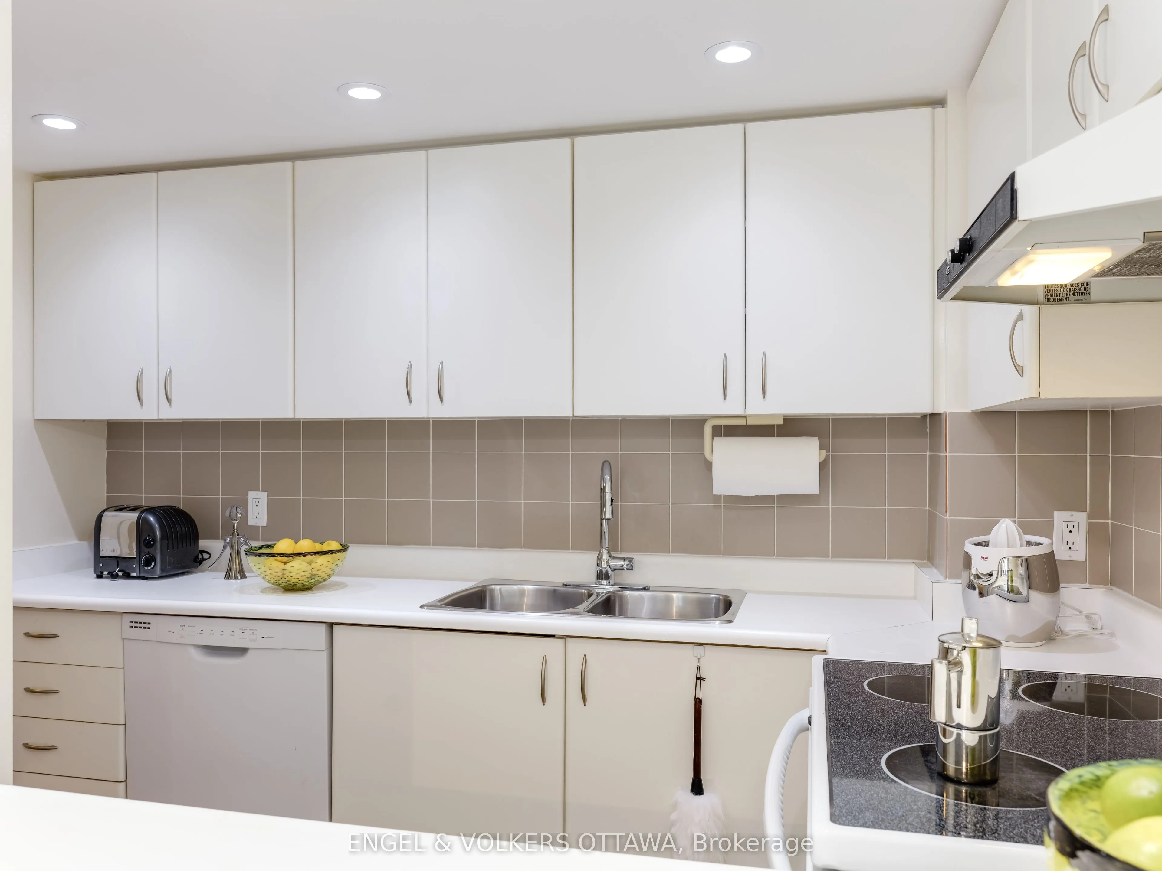 35 MURRAY Street #212