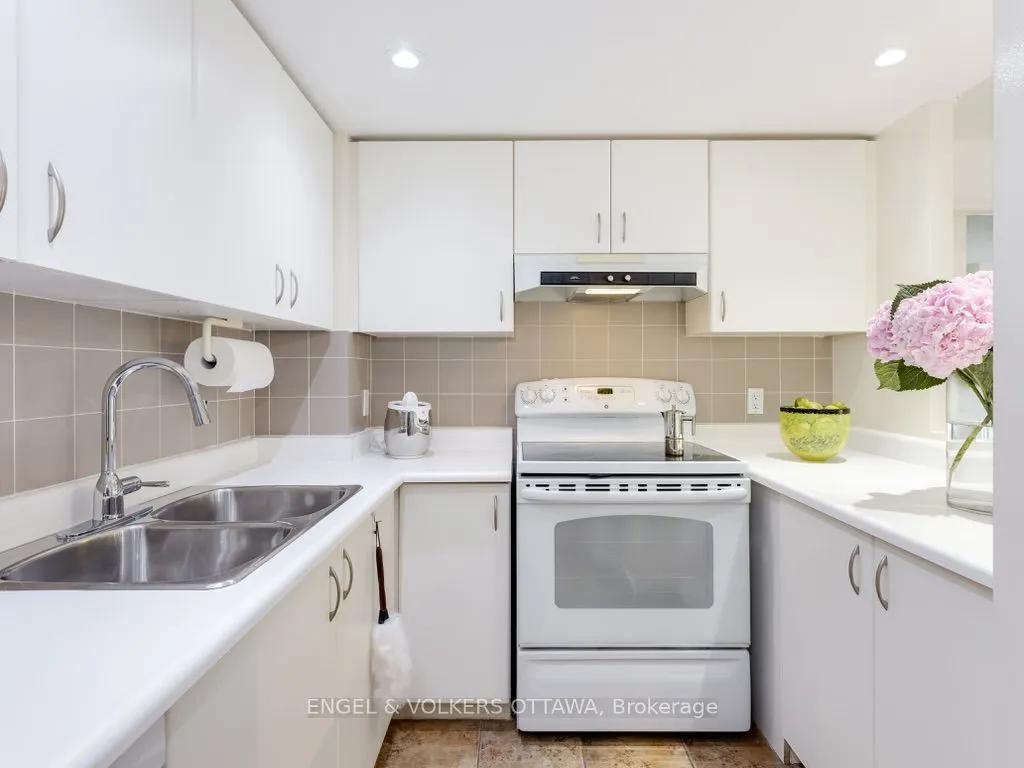 35 MURRAY Street #212