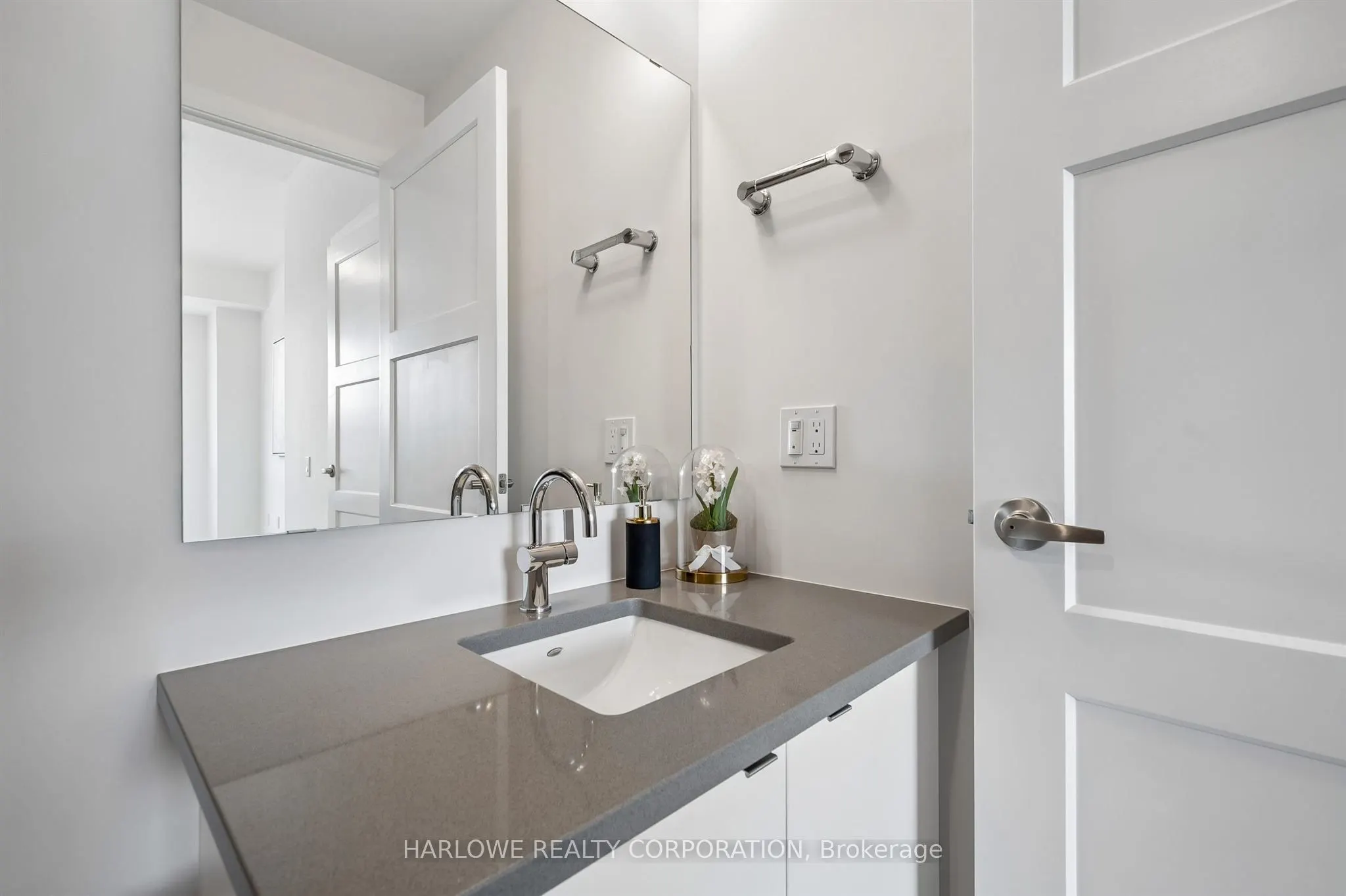 93 Arthur Street S #314