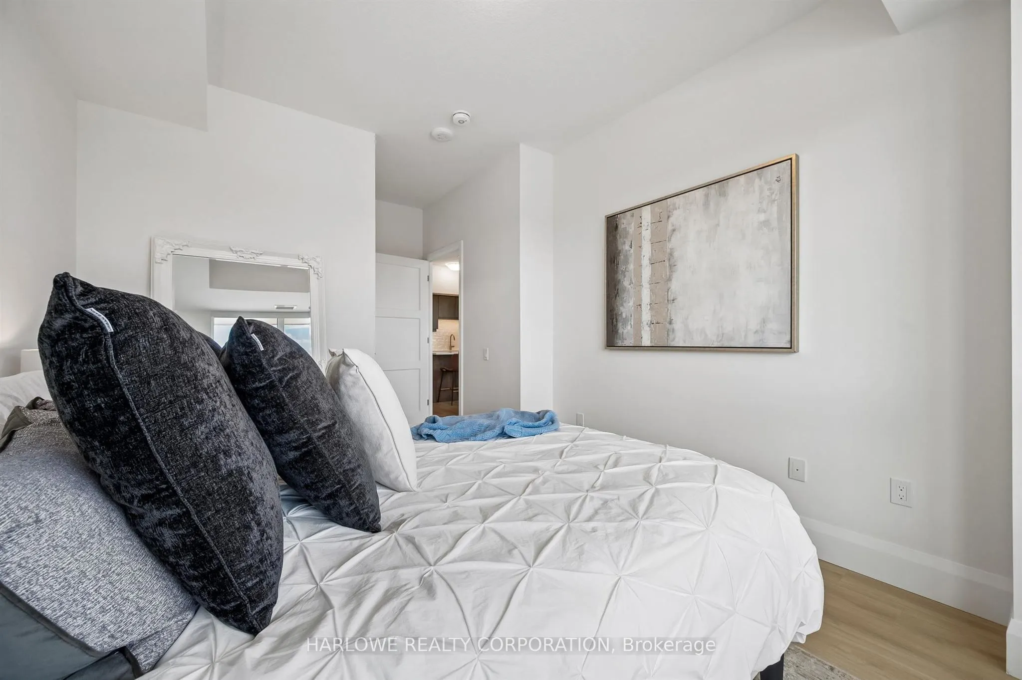 93 Arthur Street S #314