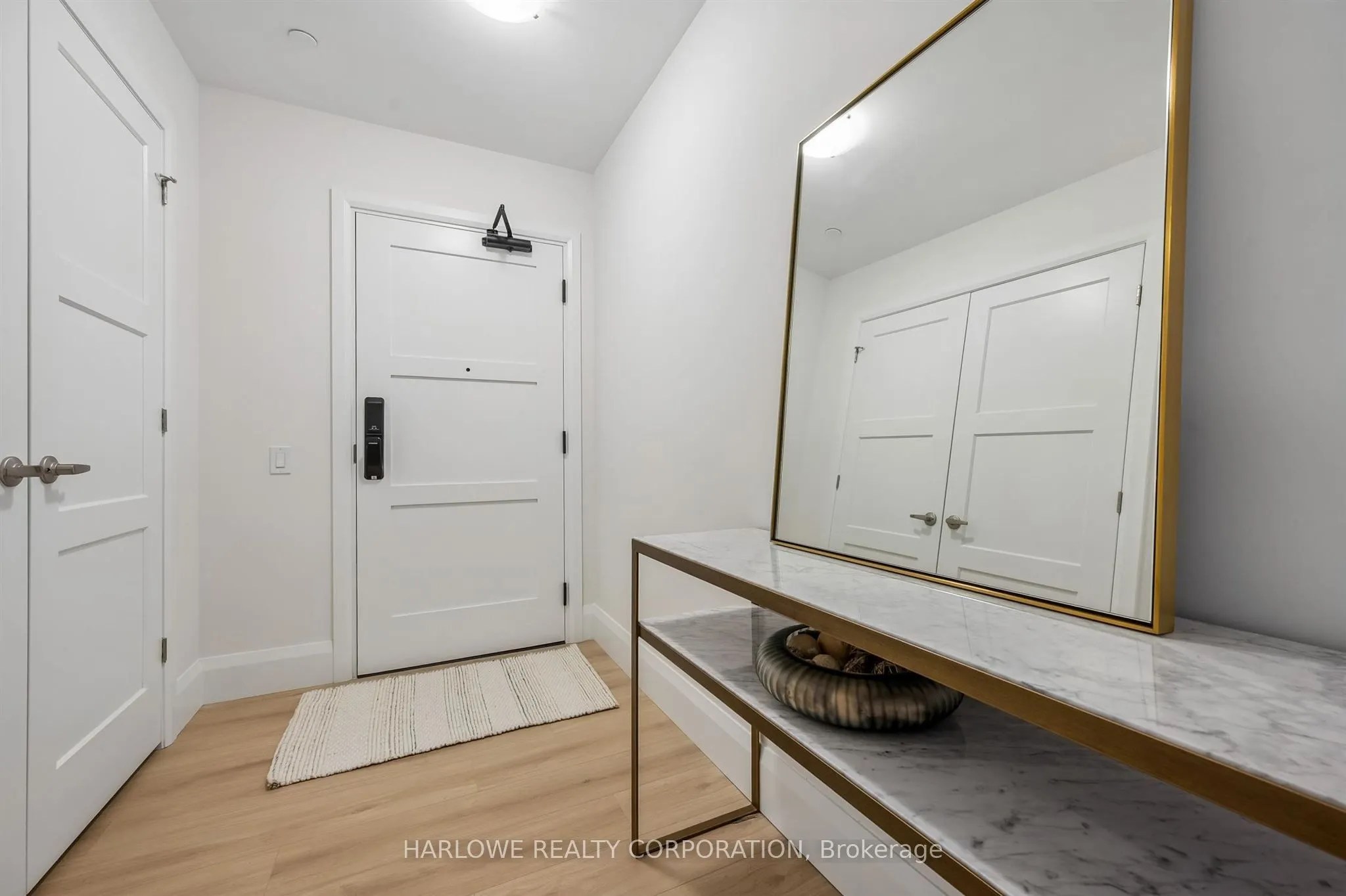 93 Arthur Street S #314