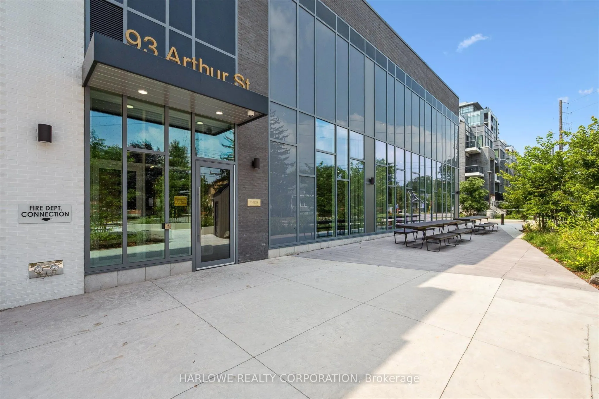 93 Arthur Street S #314