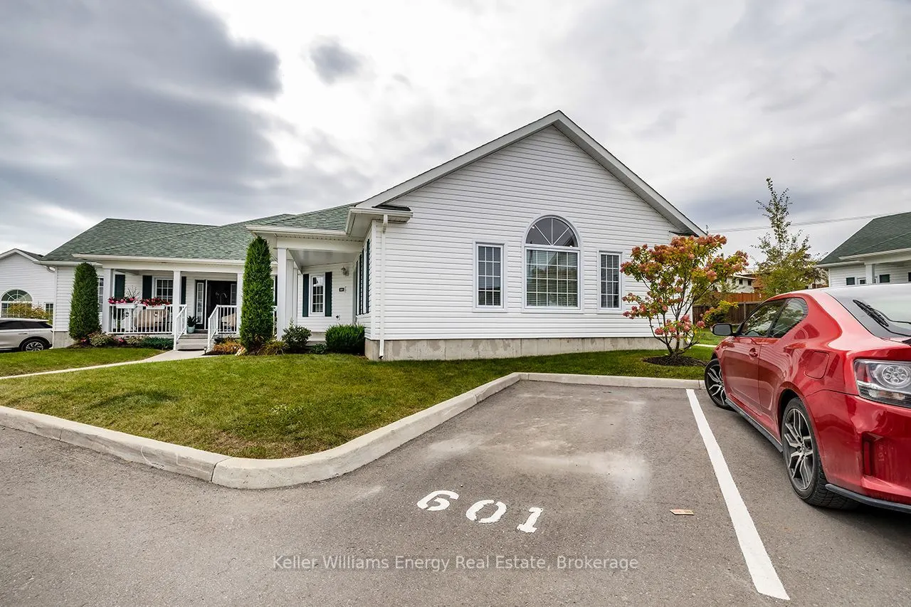 300 Croft Street #601
