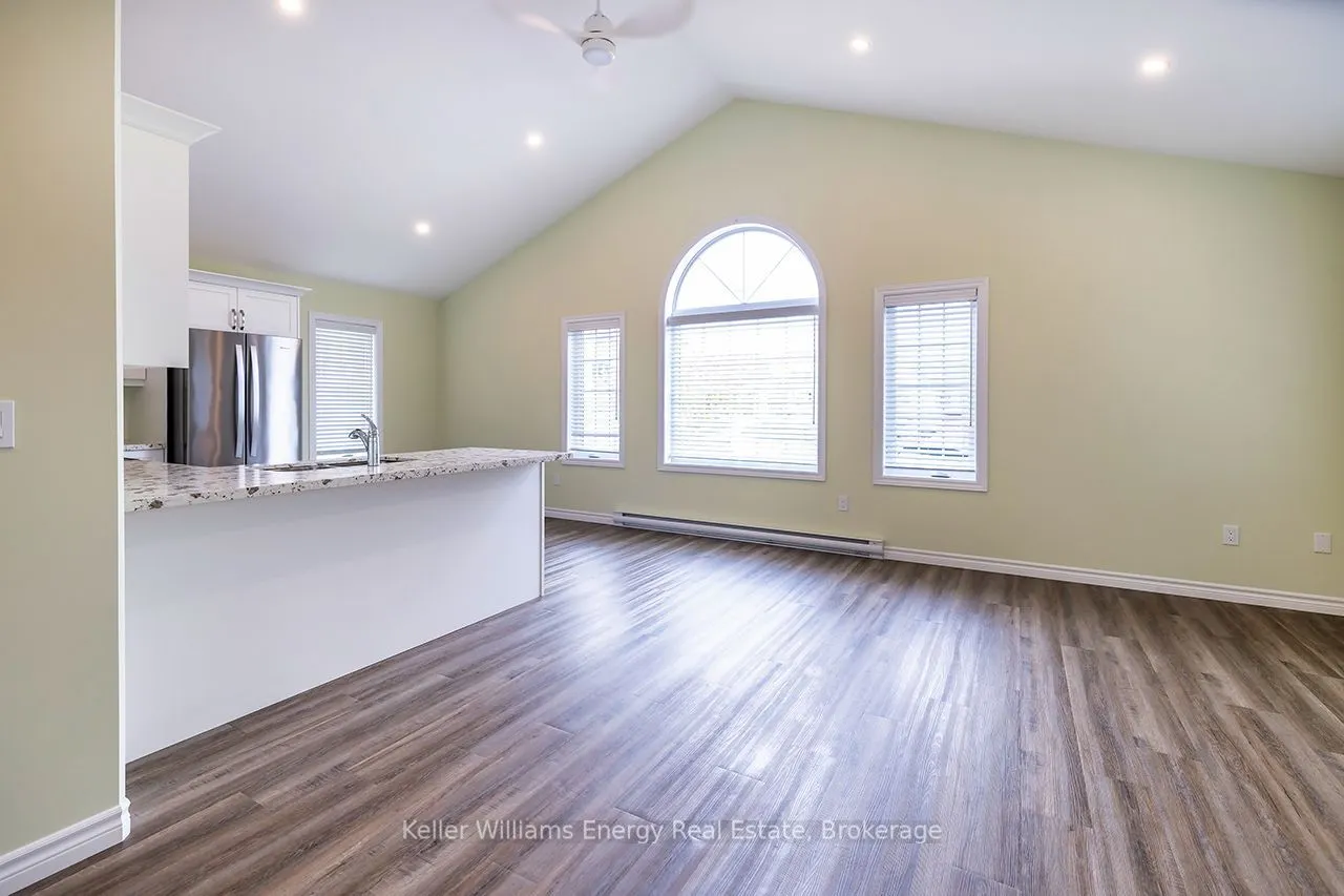 300 Croft Street #601
