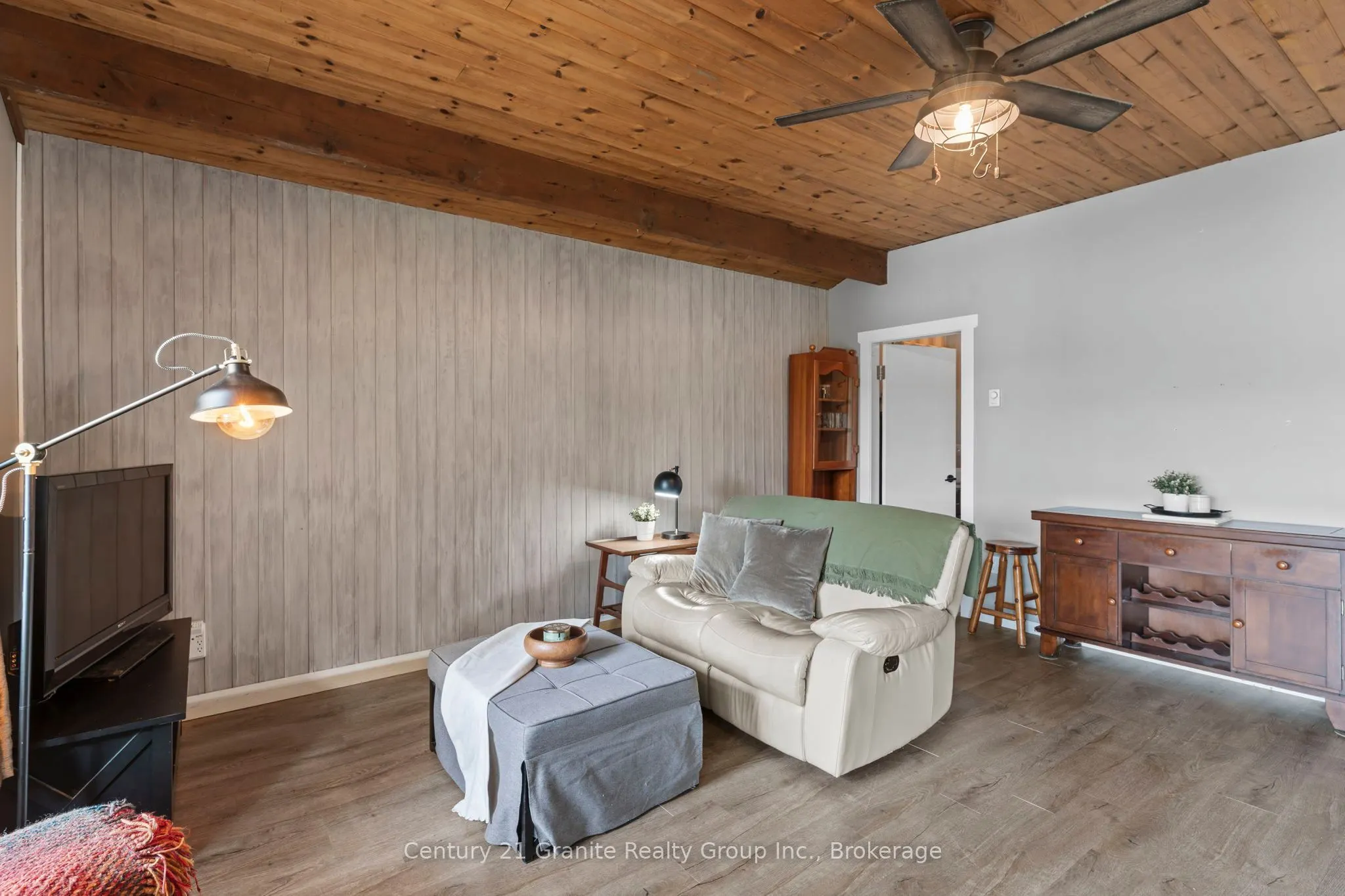 1255 Ross Lake Road