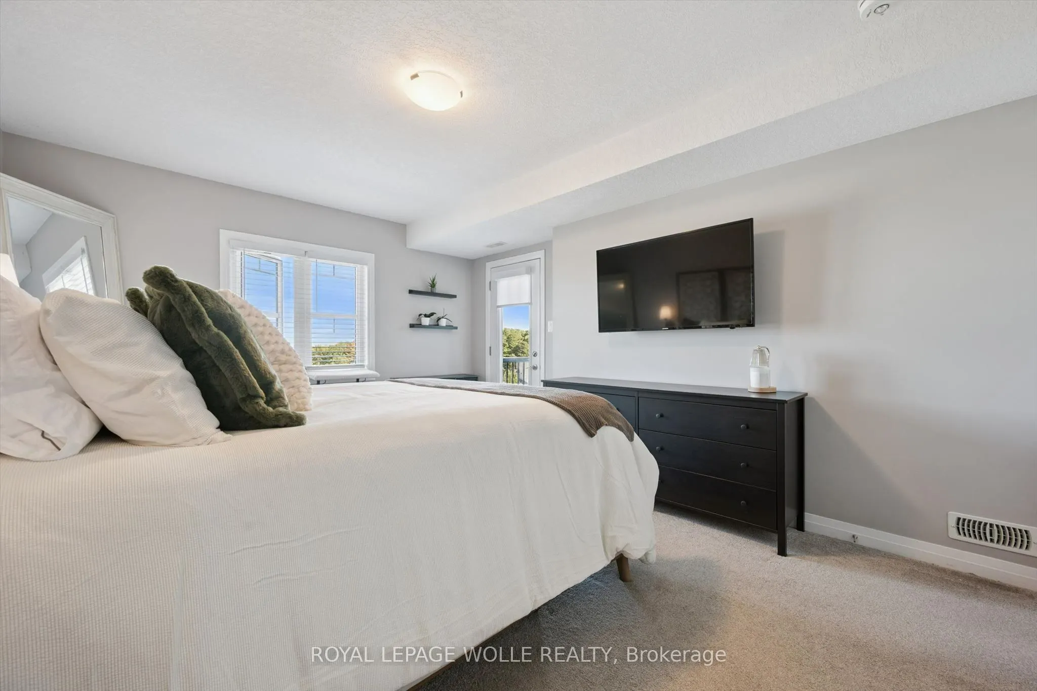 1989 Ottawa Street S #65E