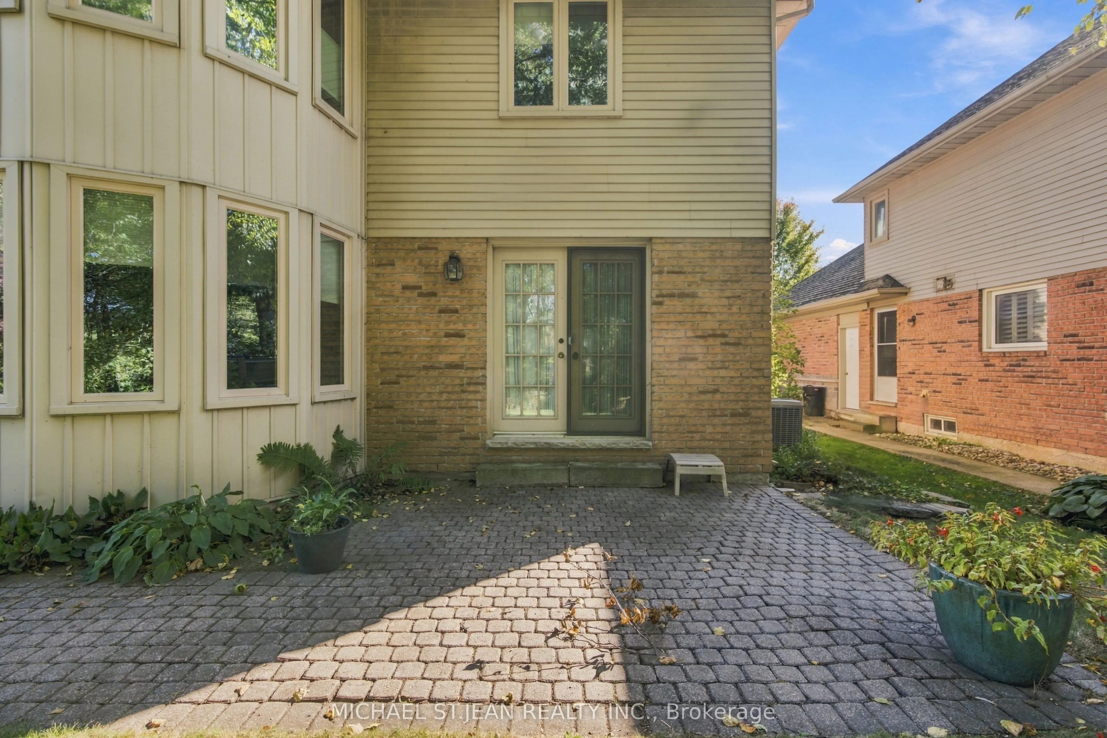 152 Seymour Drive