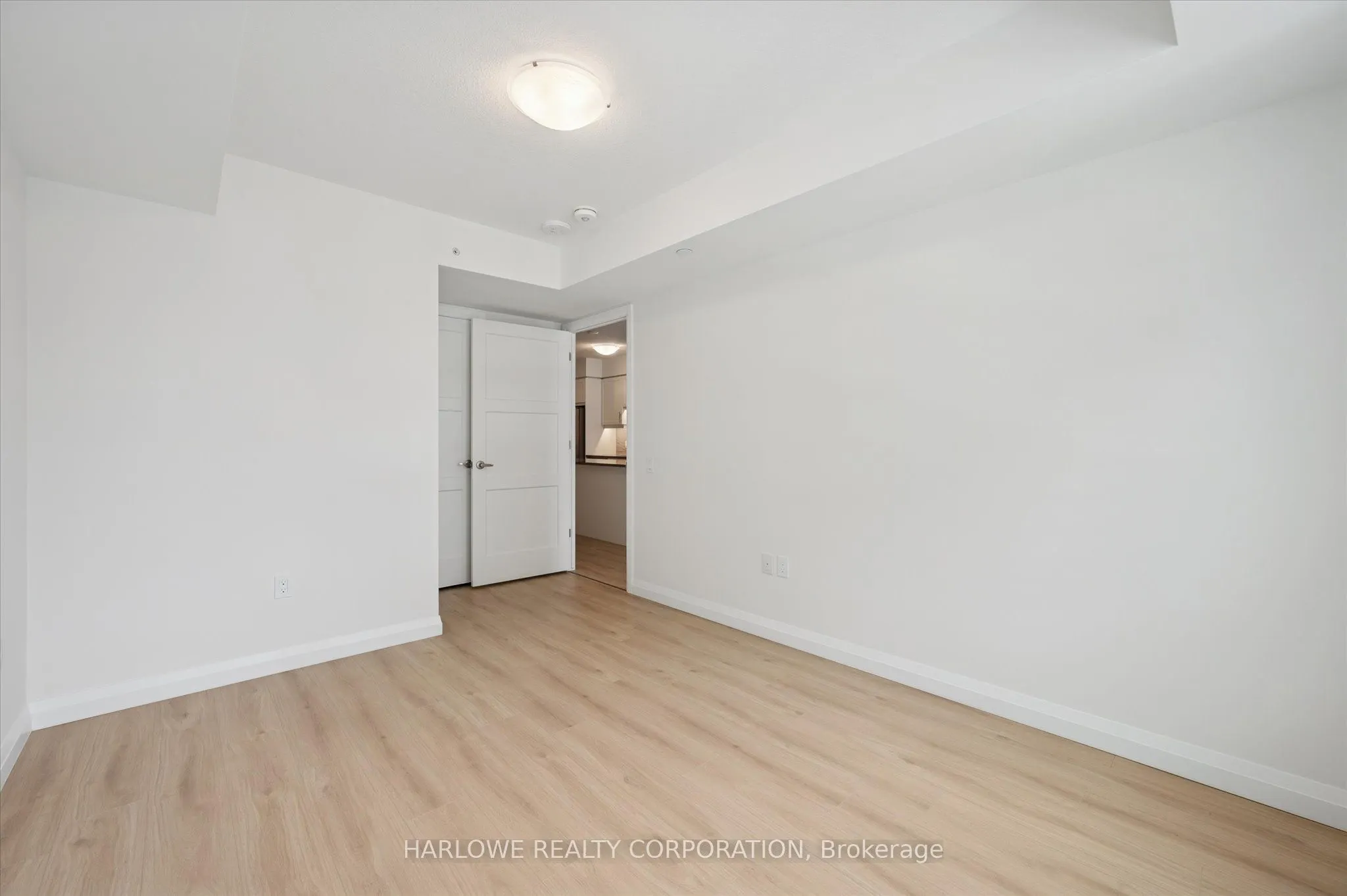 93 Arthur Street S #510