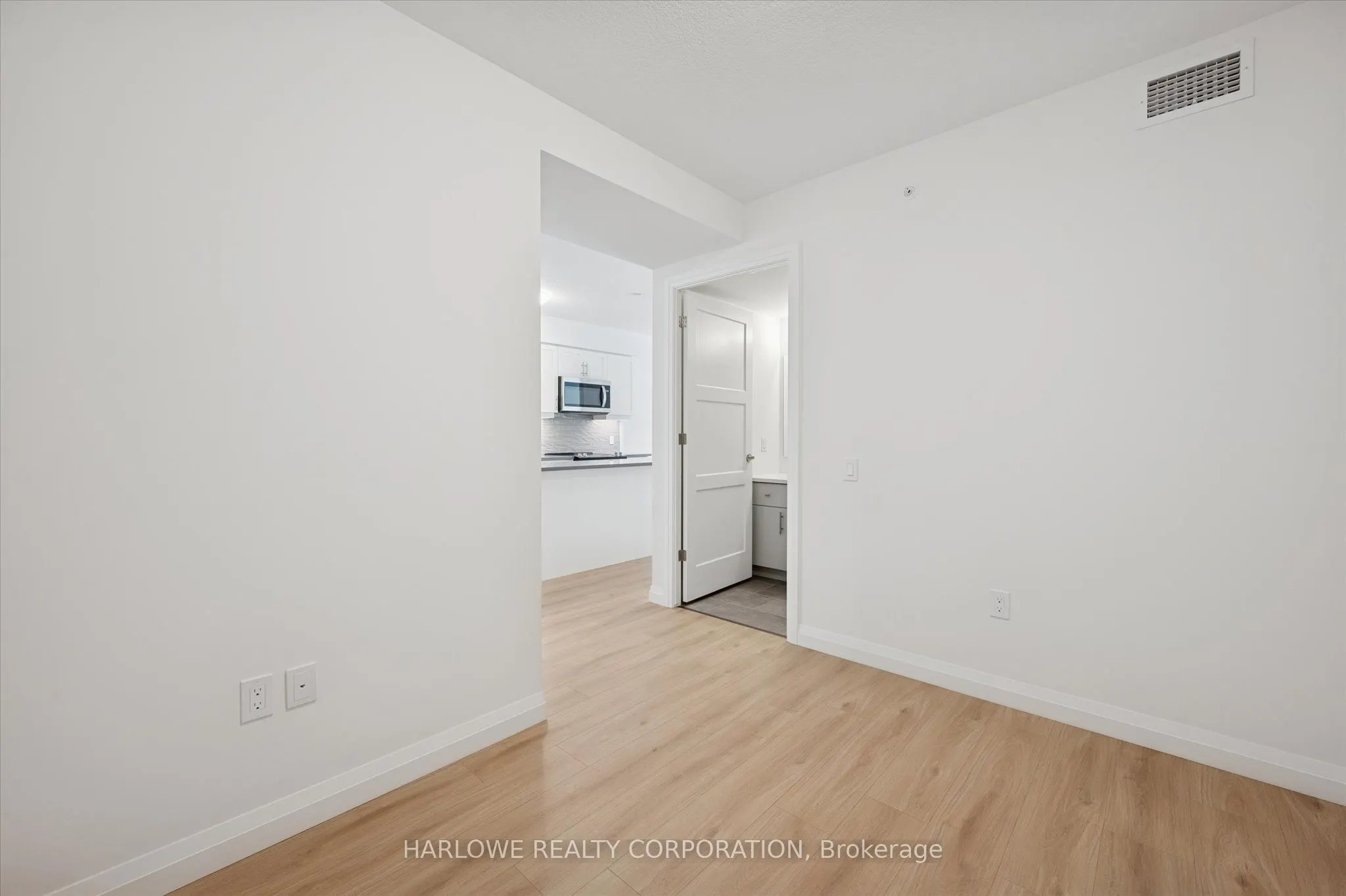 93 Arthur Street S #510