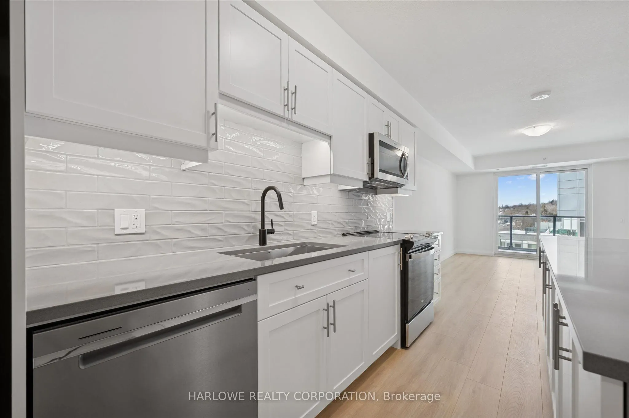 93 Arthur Street S #510