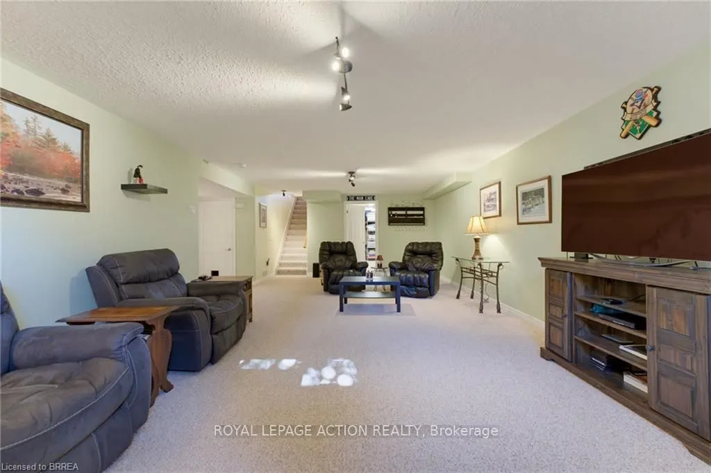 601 Conklin Road #8