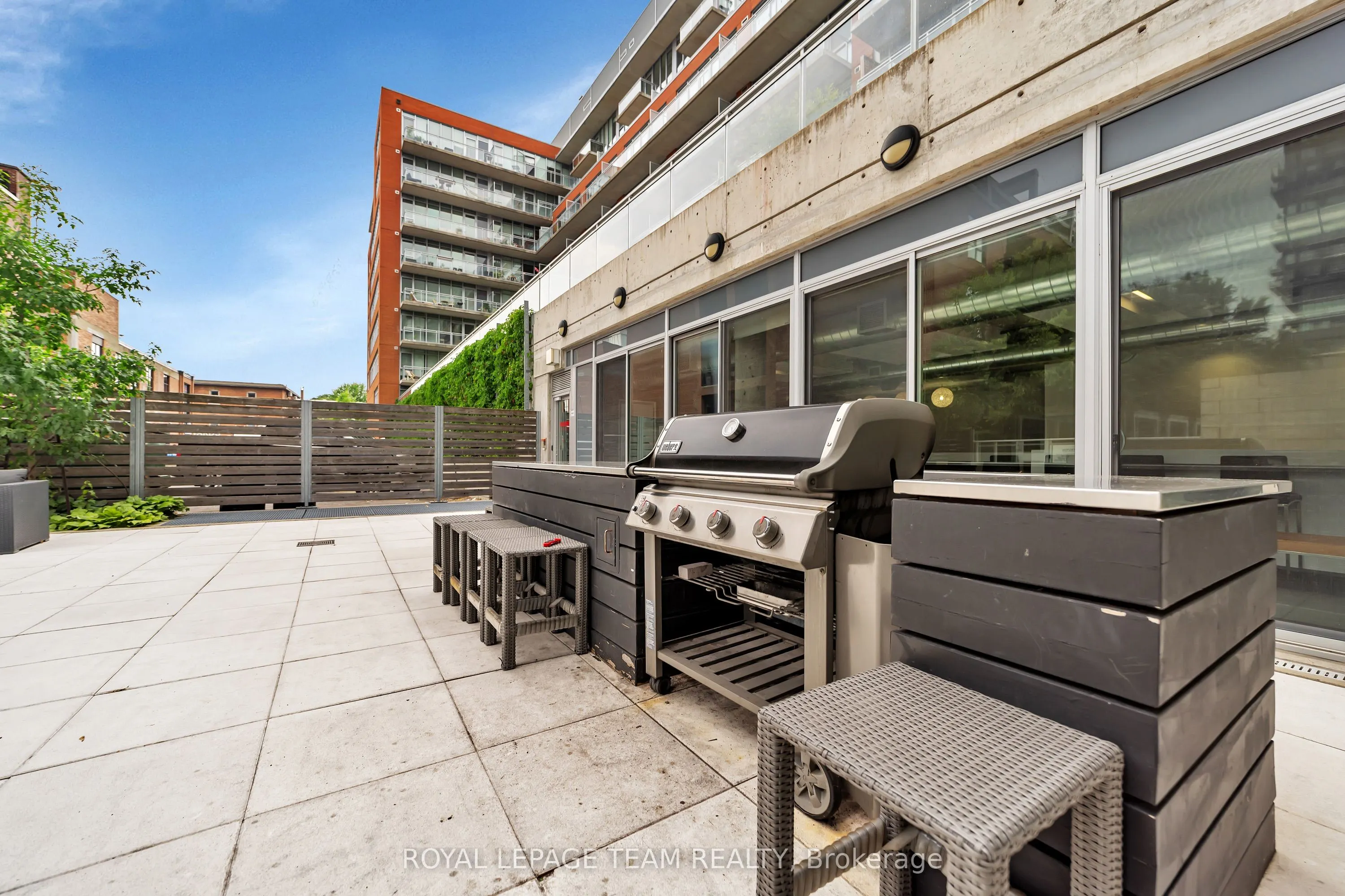 360 Mcleod Street #905