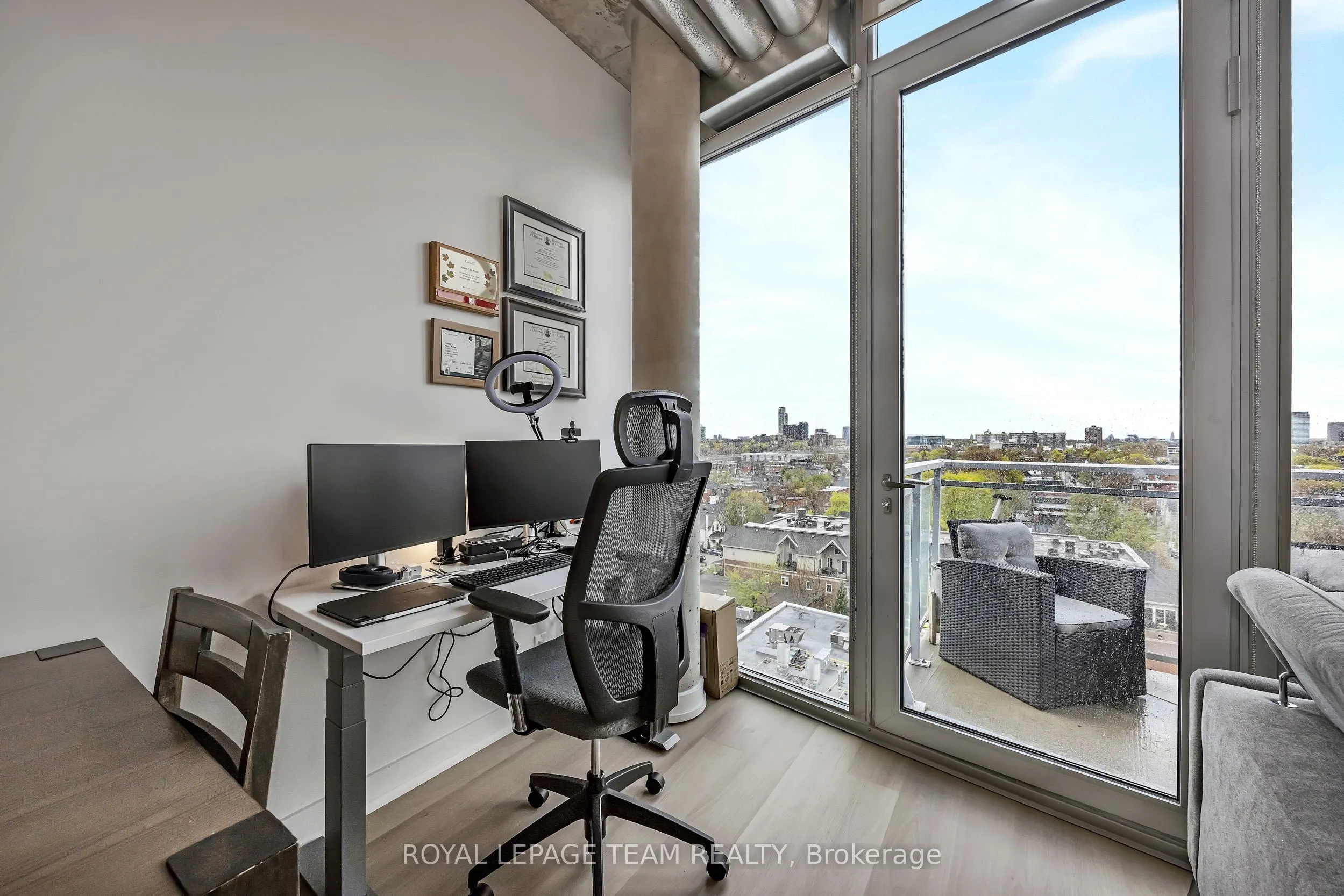 360 Mcleod Street #905