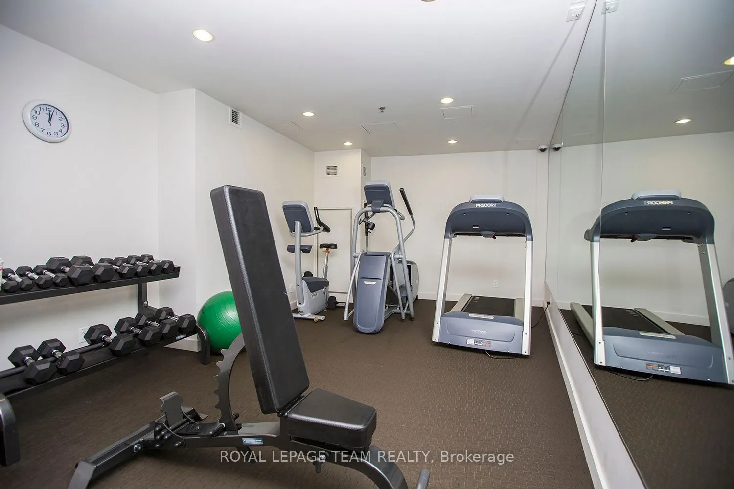 360 Mcleod Street #905