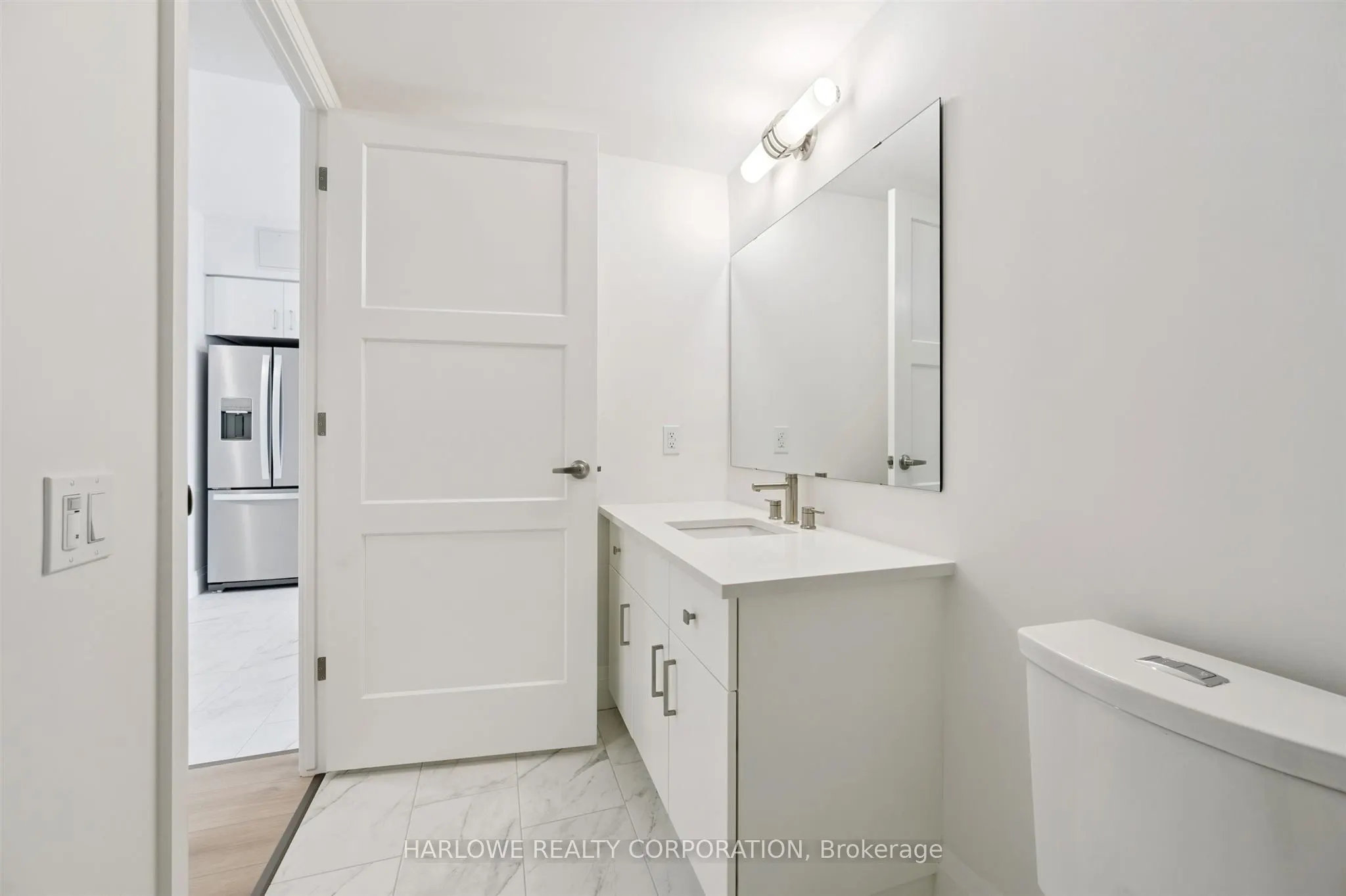 93 Arthur Street S #805