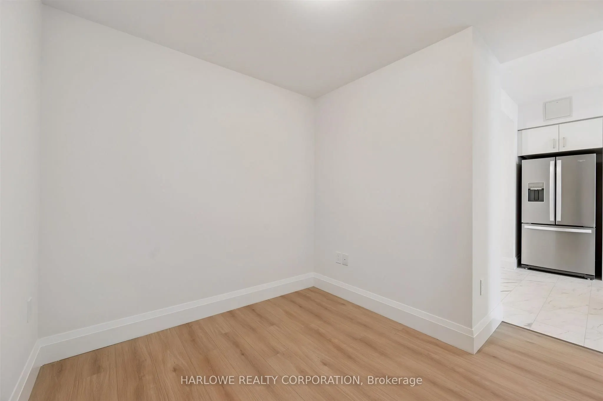 93 Arthur Street S #805