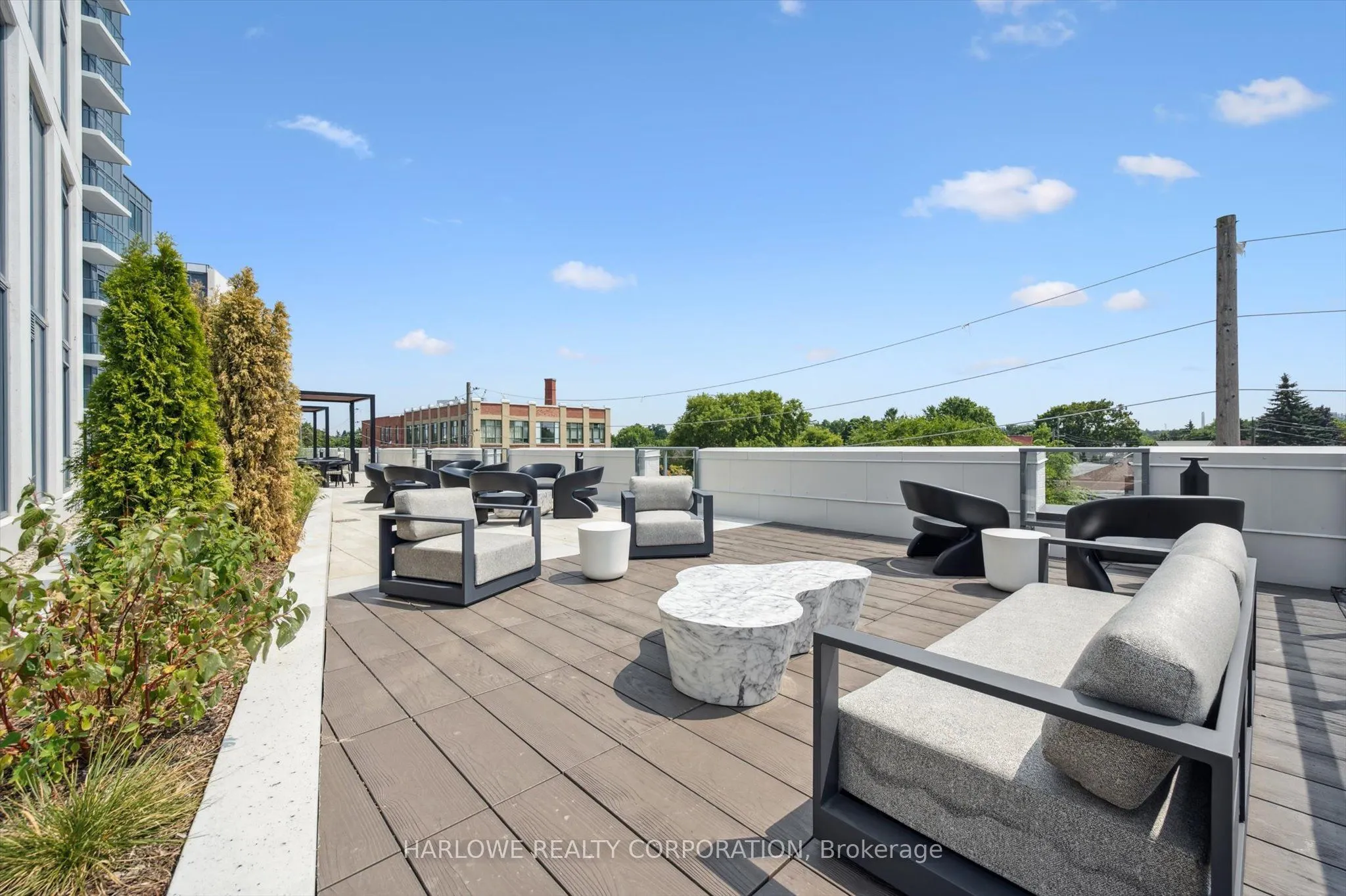 93 Arthur Street S #805