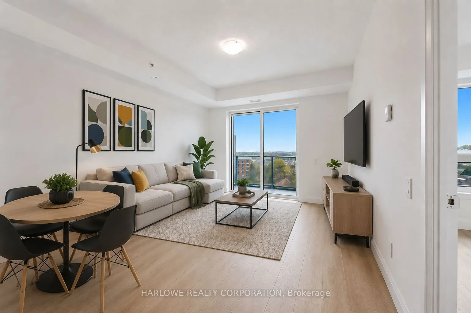 93 Arthur Street S #805