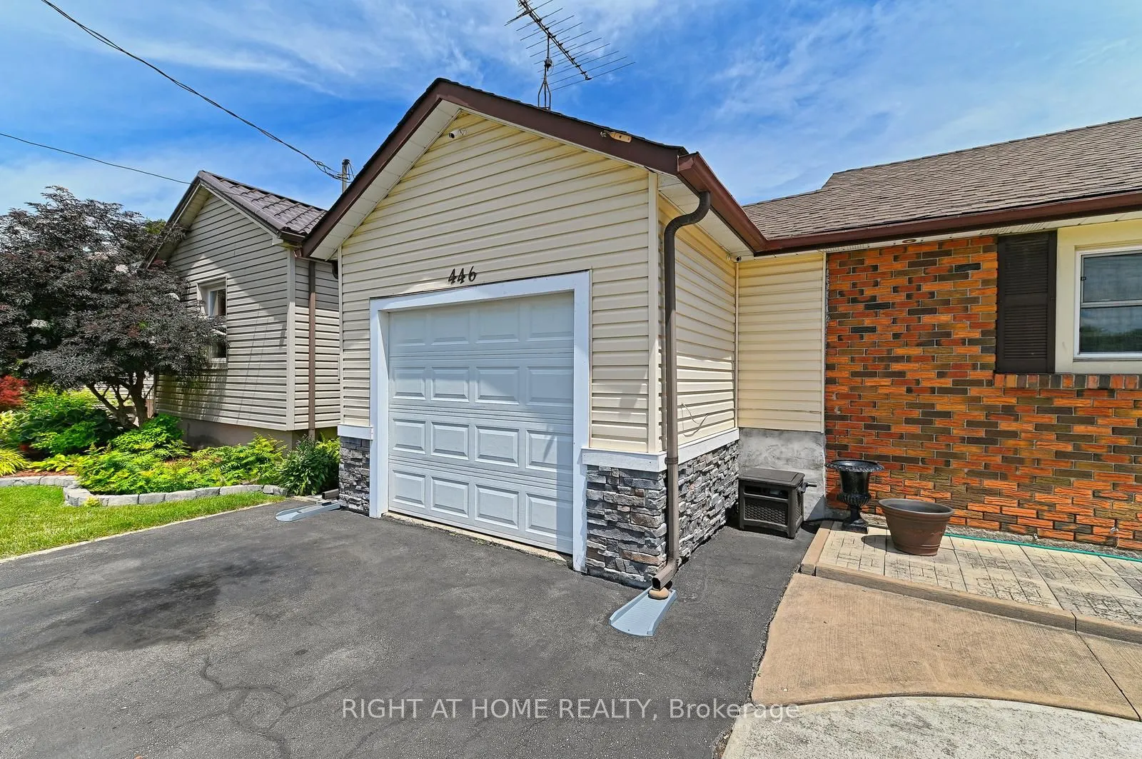 446 Geneva Street
