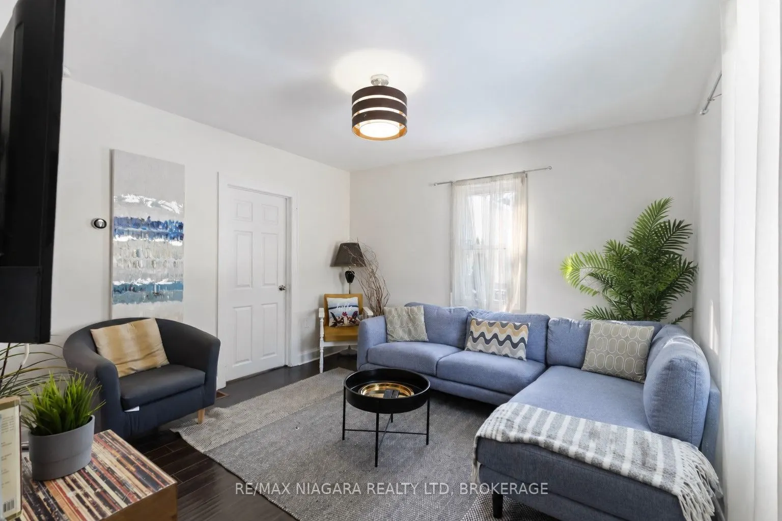 1459 Niagara Stone Road