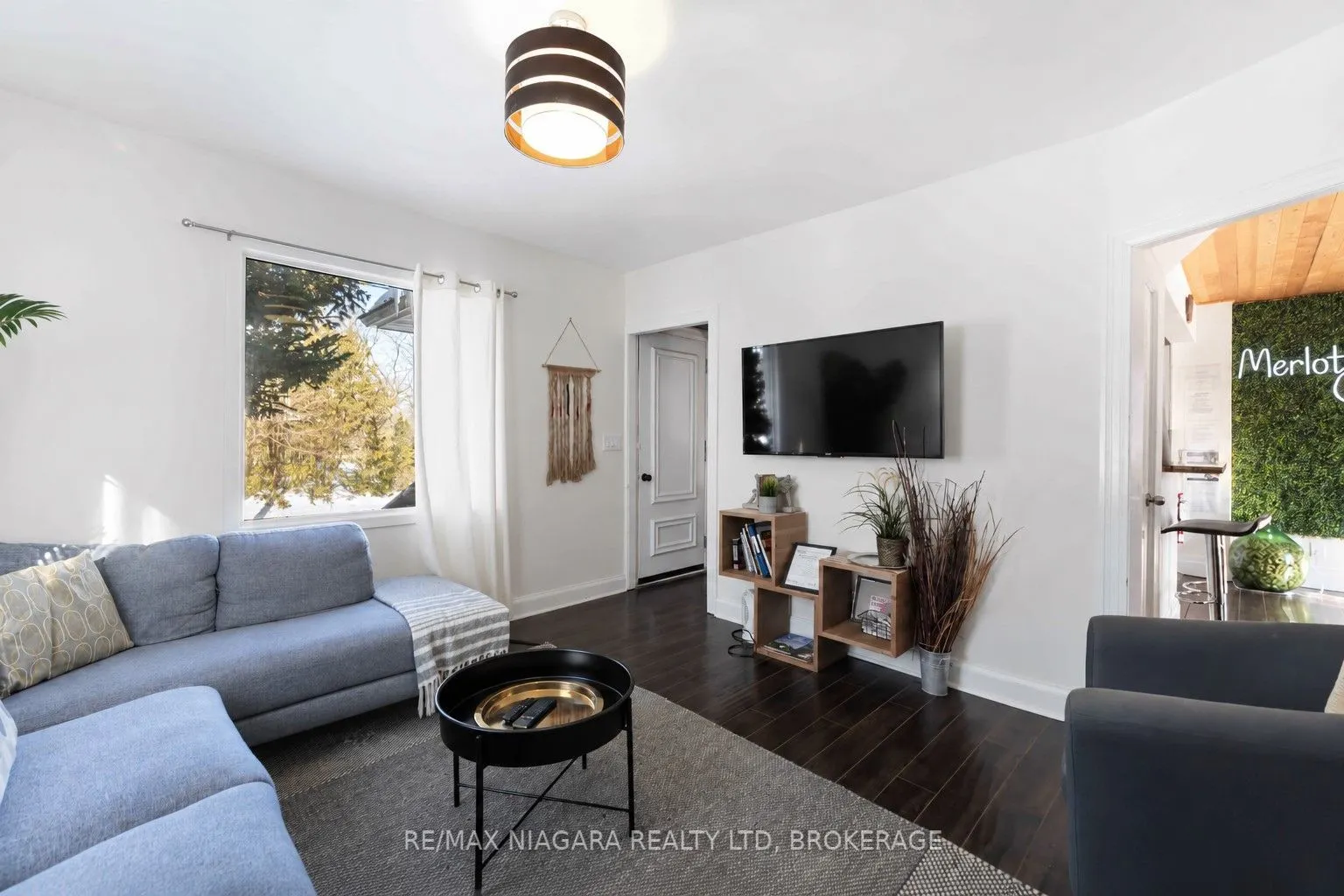 1459 Niagara Stone Road