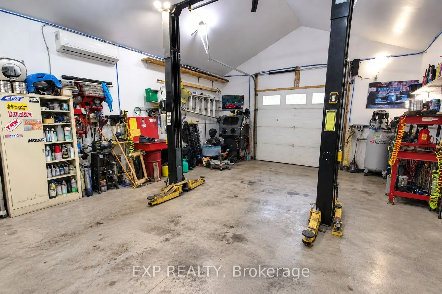 4655 Northfield Road