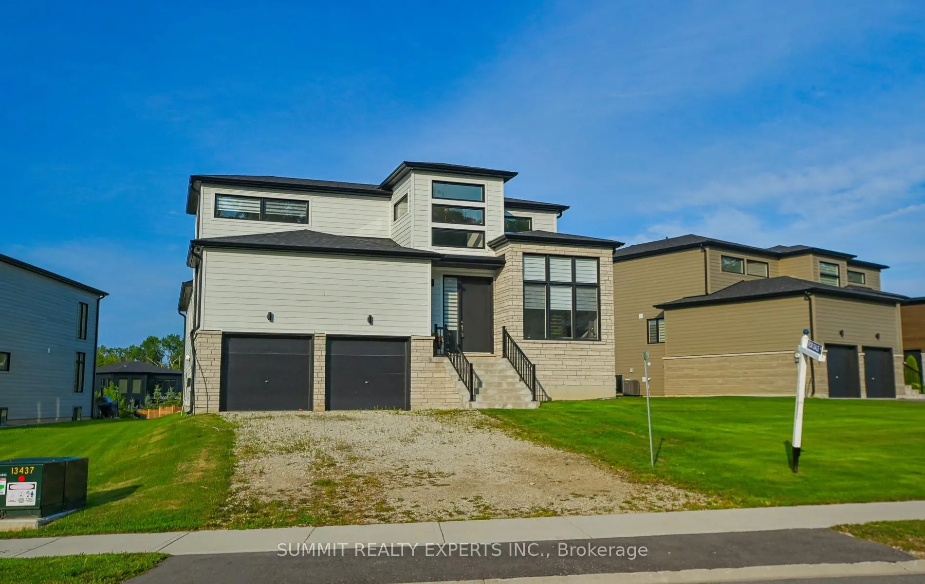 95 Goldie Court
