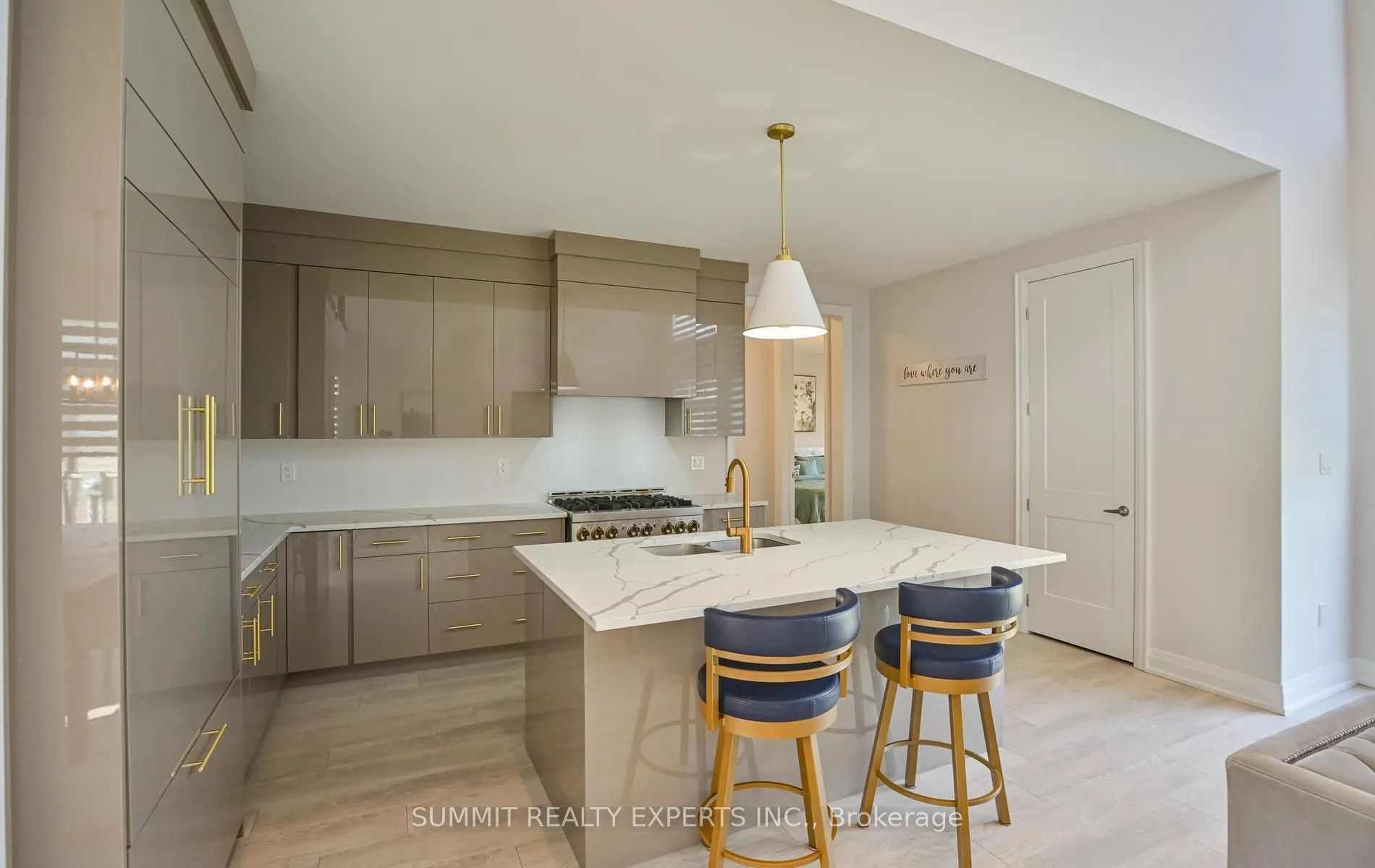 95 Goldie Court