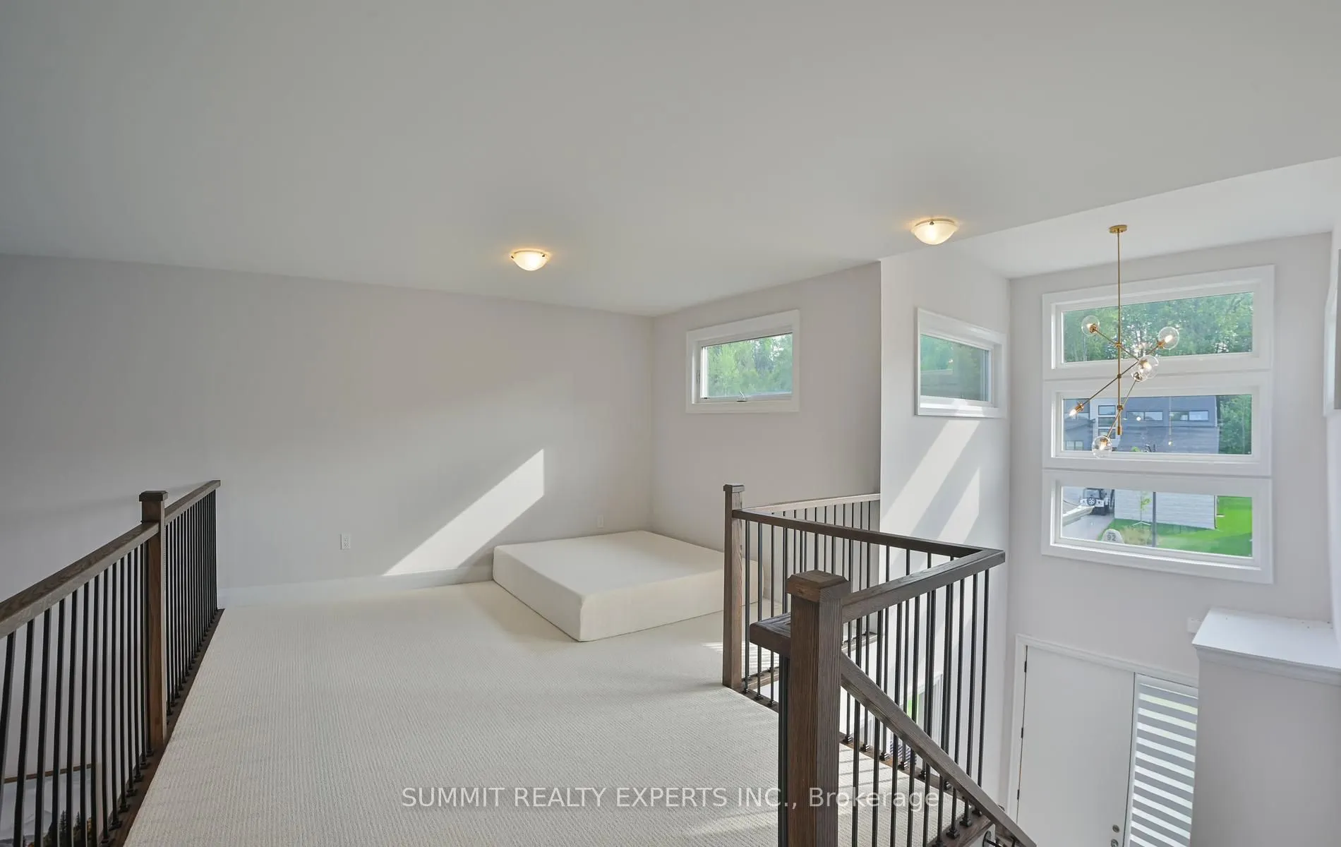 95 Goldie Court