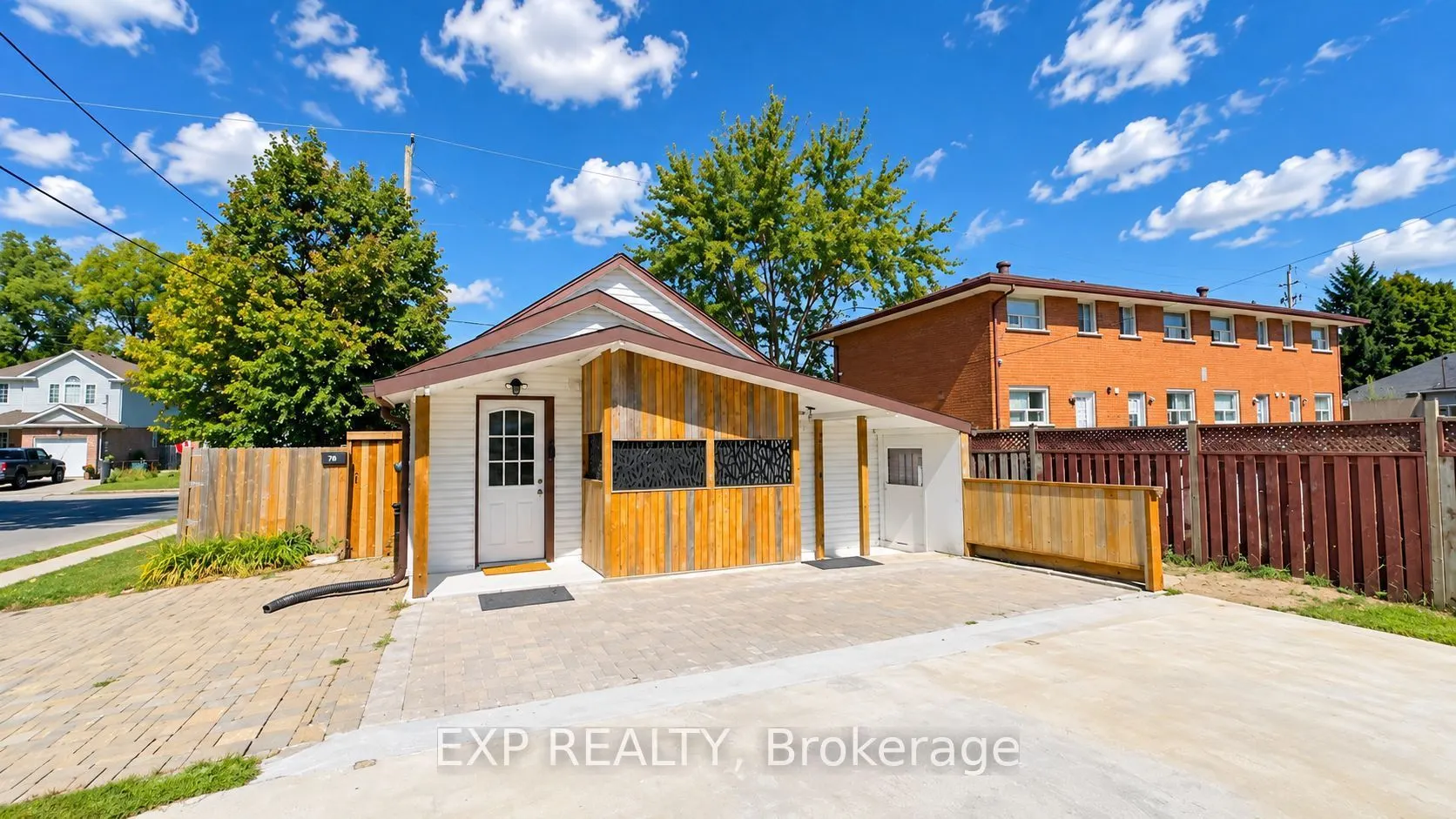 76 Avenue Road
