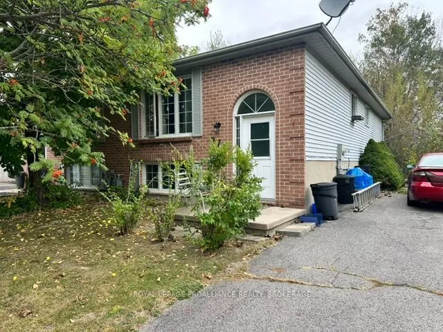 272 Owens Crescent