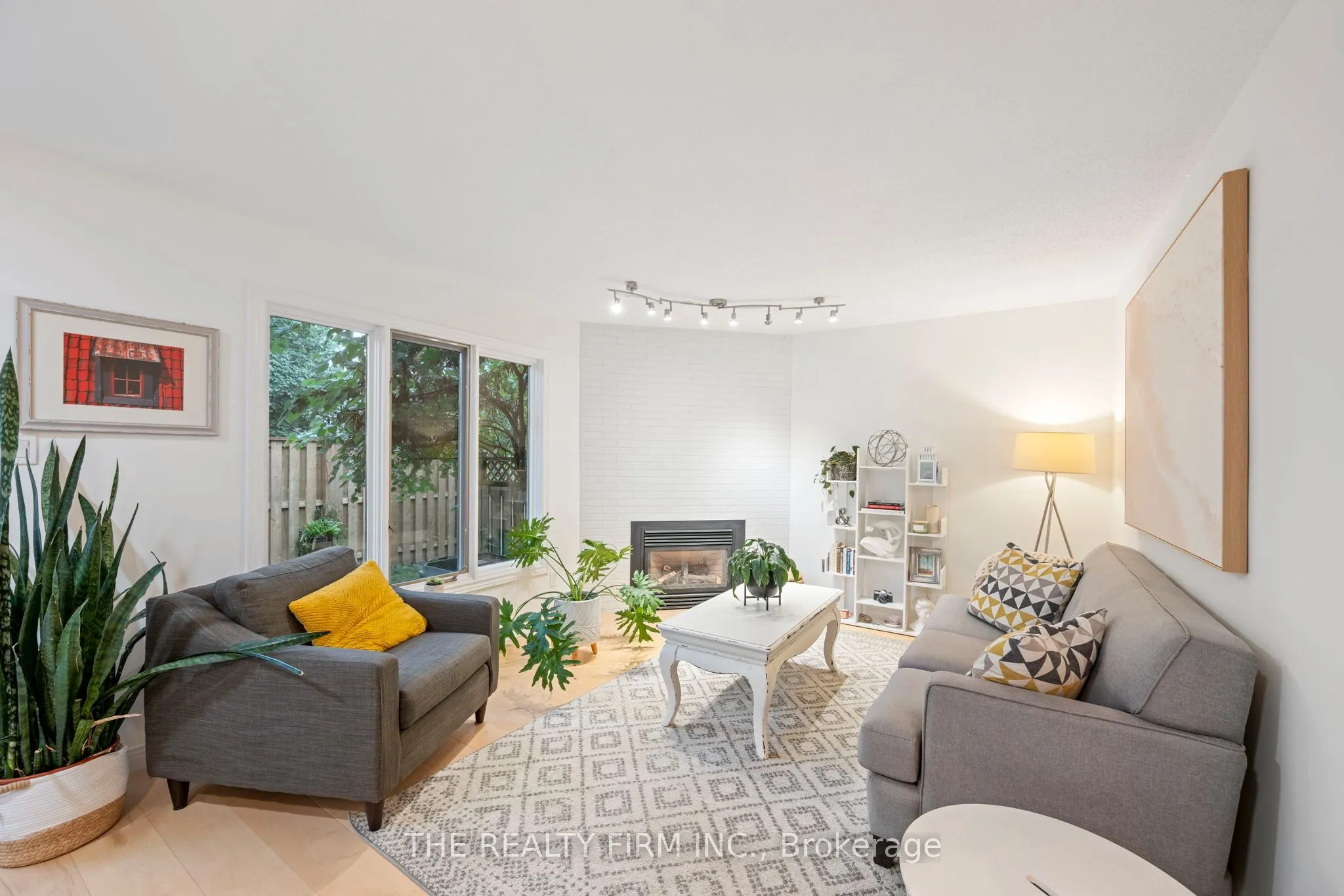 810 Maitland Street #12