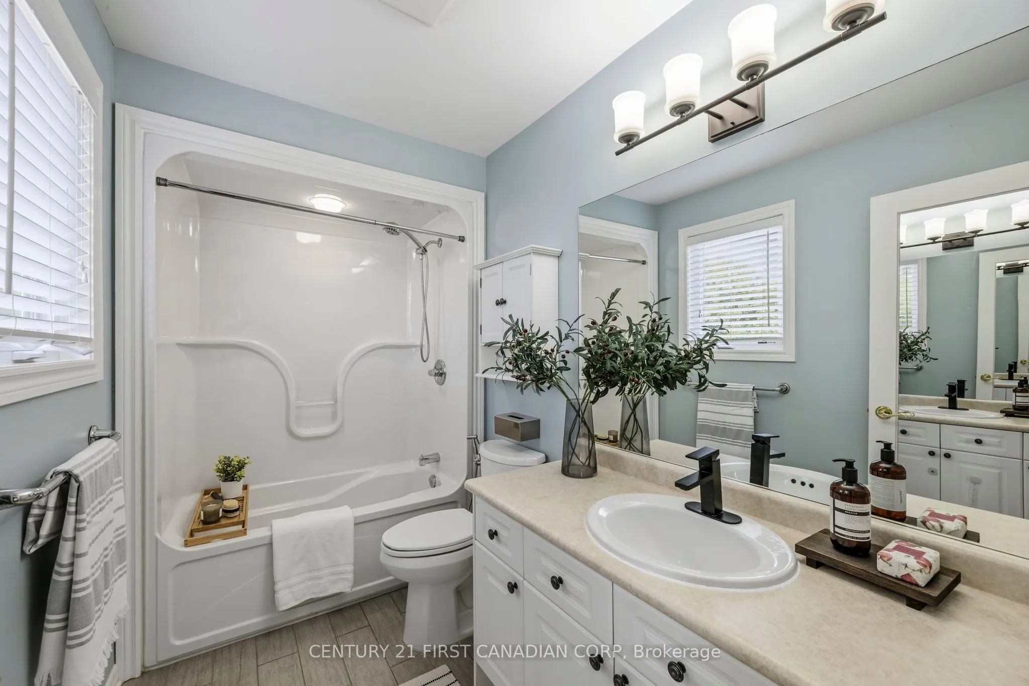 600 HYDE PARK Road #135