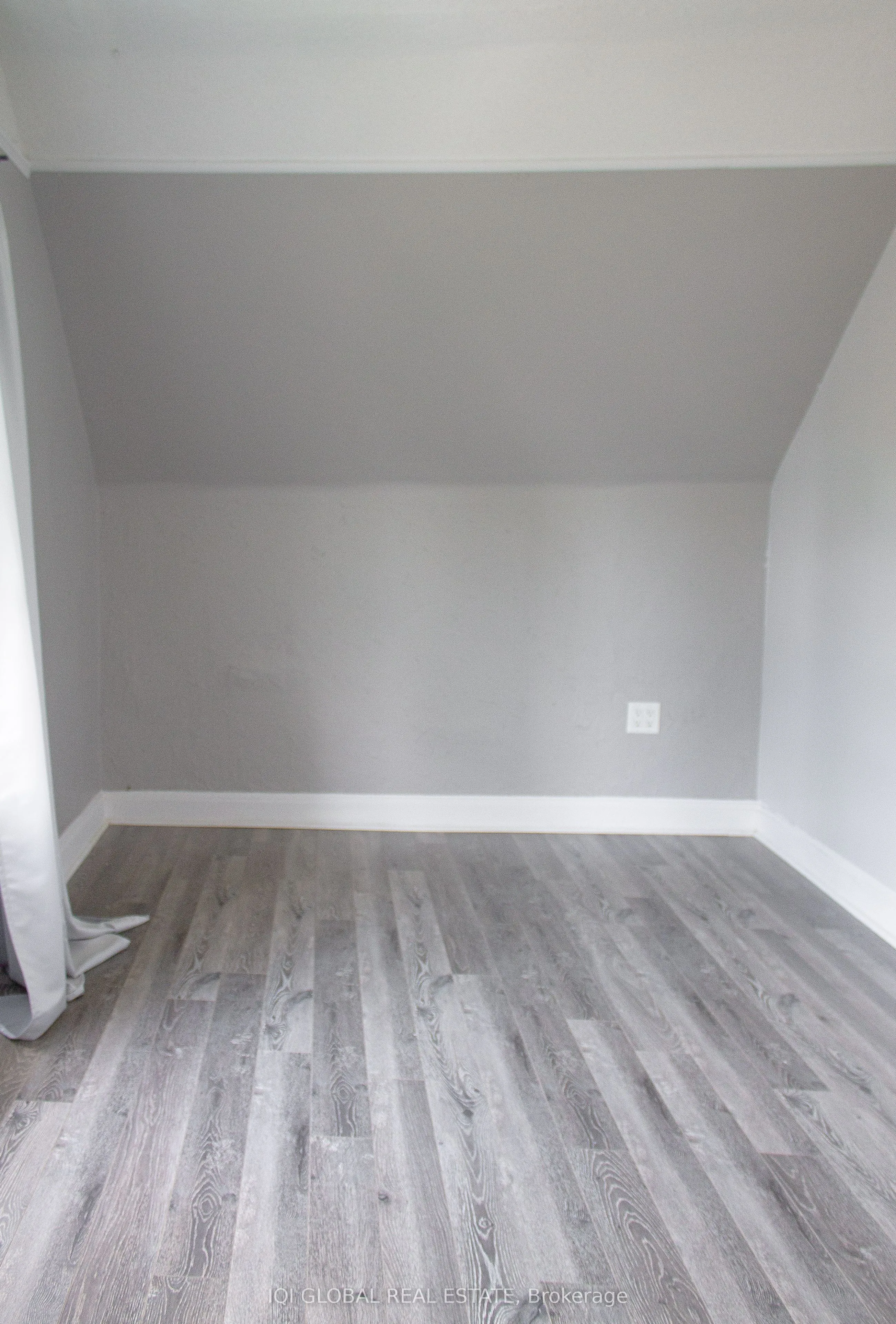 65 Holmes Avenue