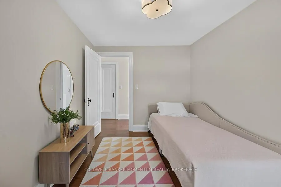 33 Bellevue Avenue