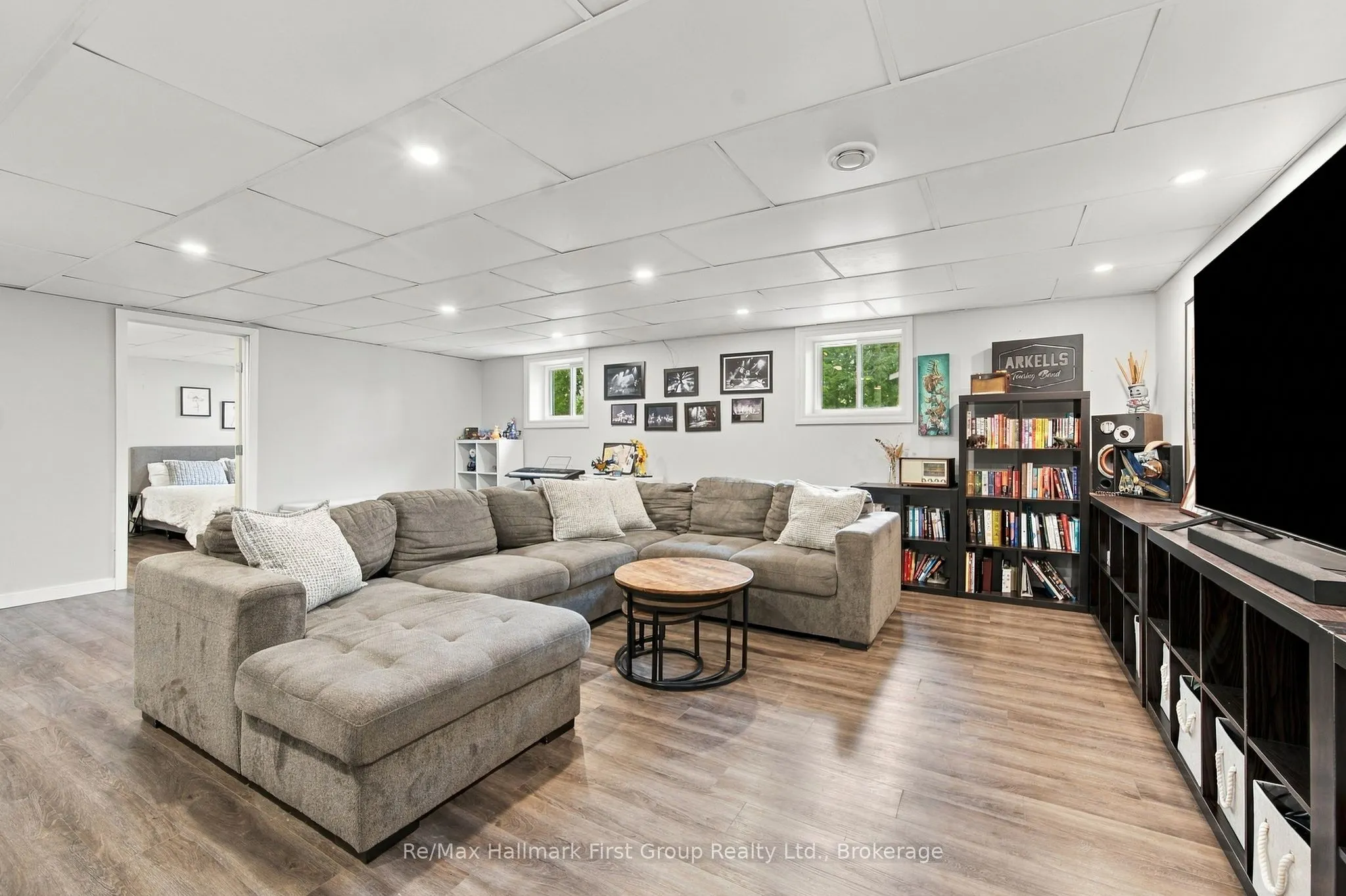 919 Heenan Court