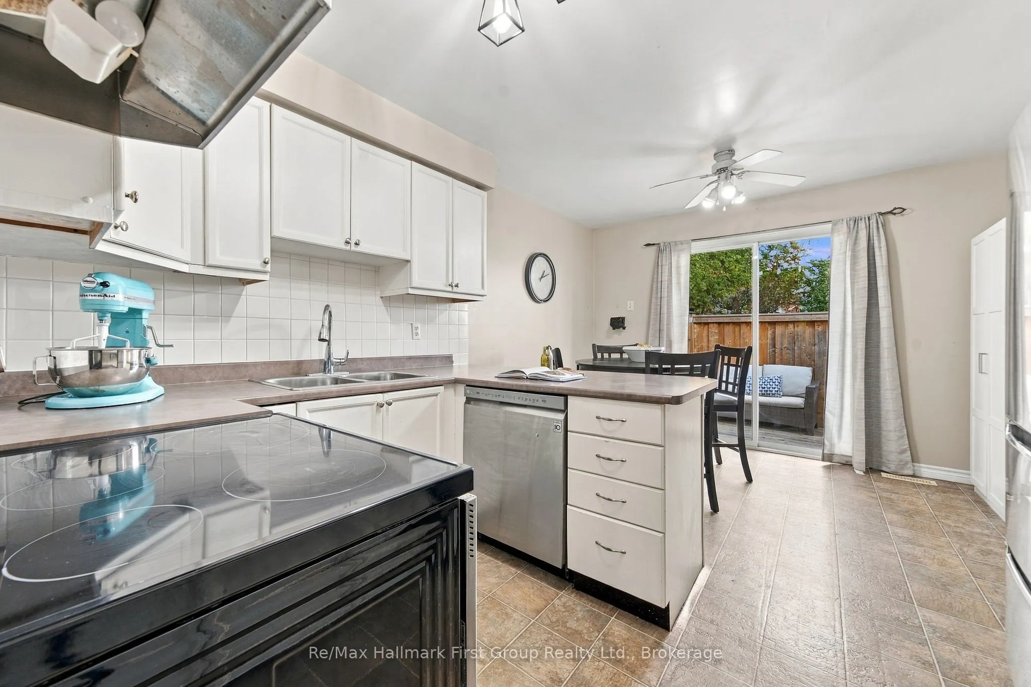 919 Heenan Court