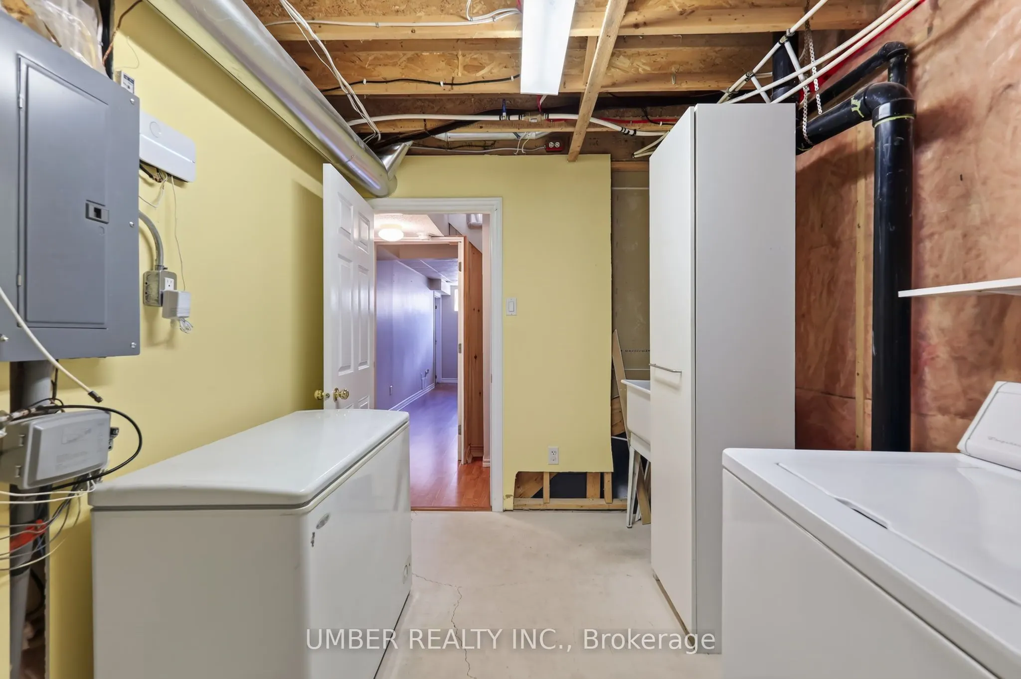 5539 Doctor Leach Drive