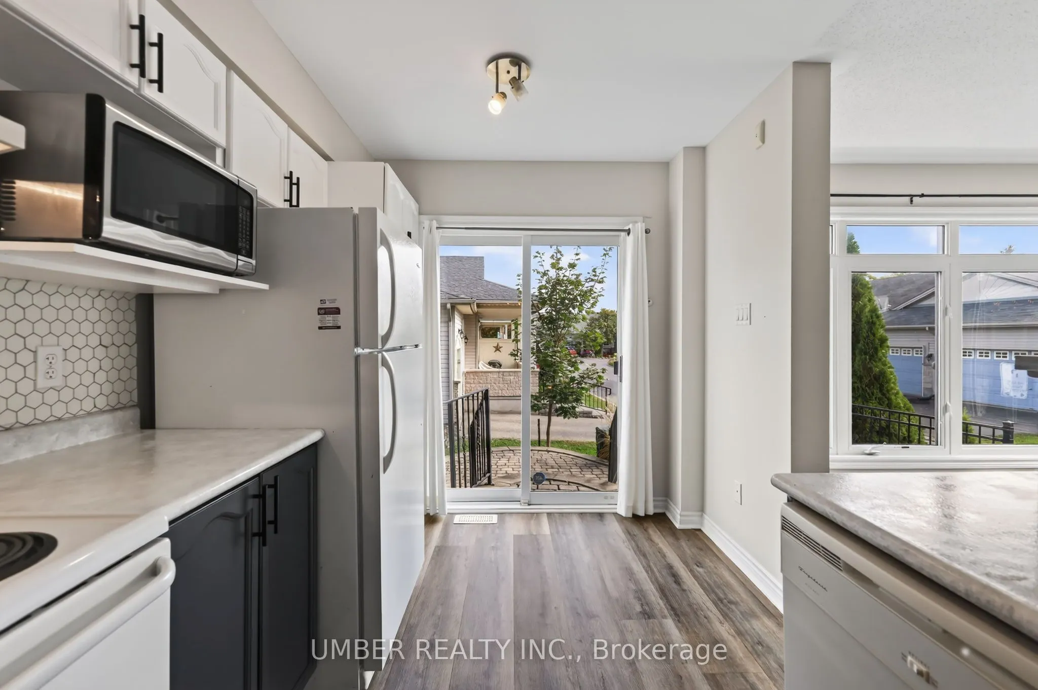 5539 Doctor Leach Drive