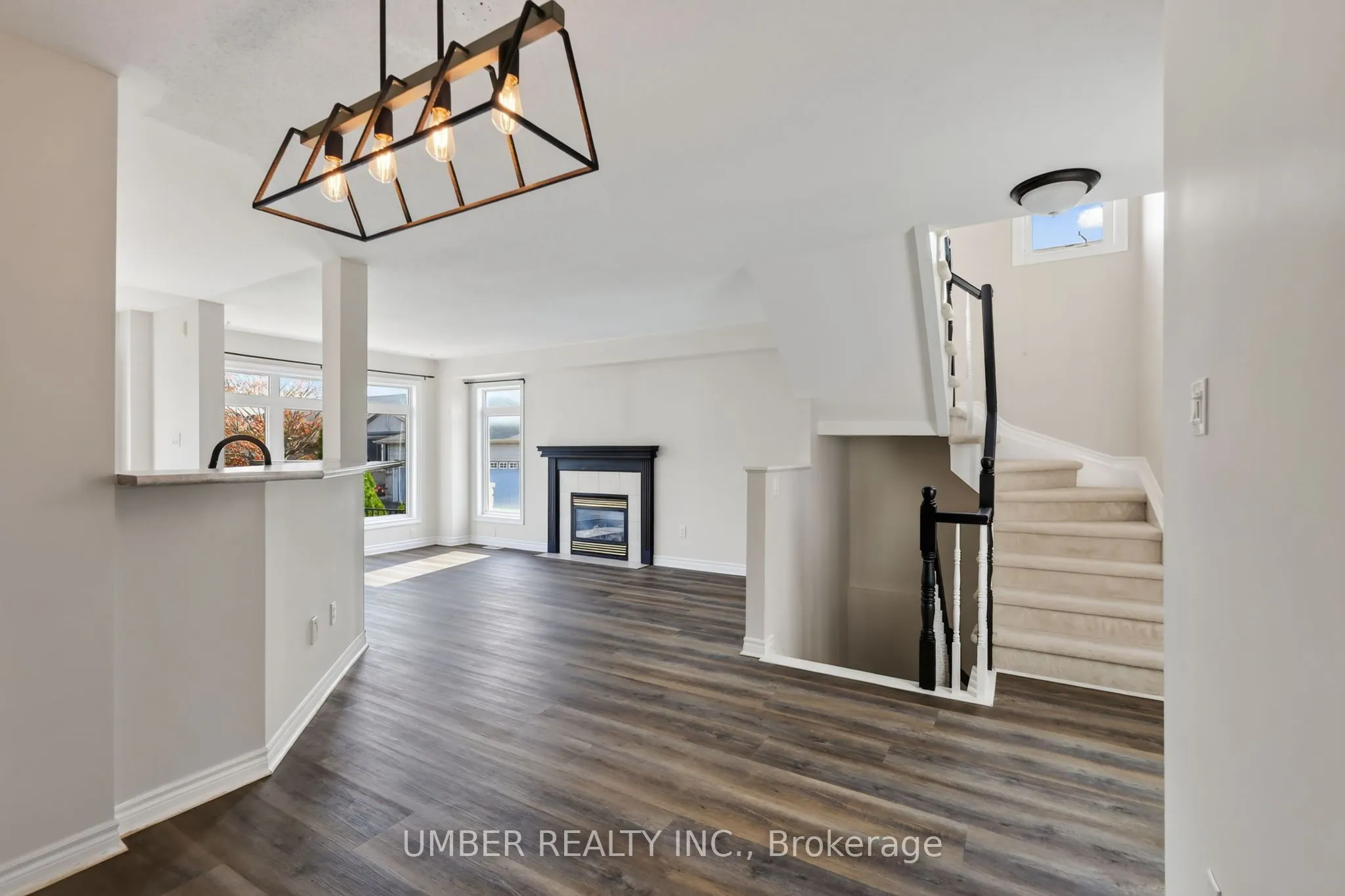 5539 Doctor Leach Drive