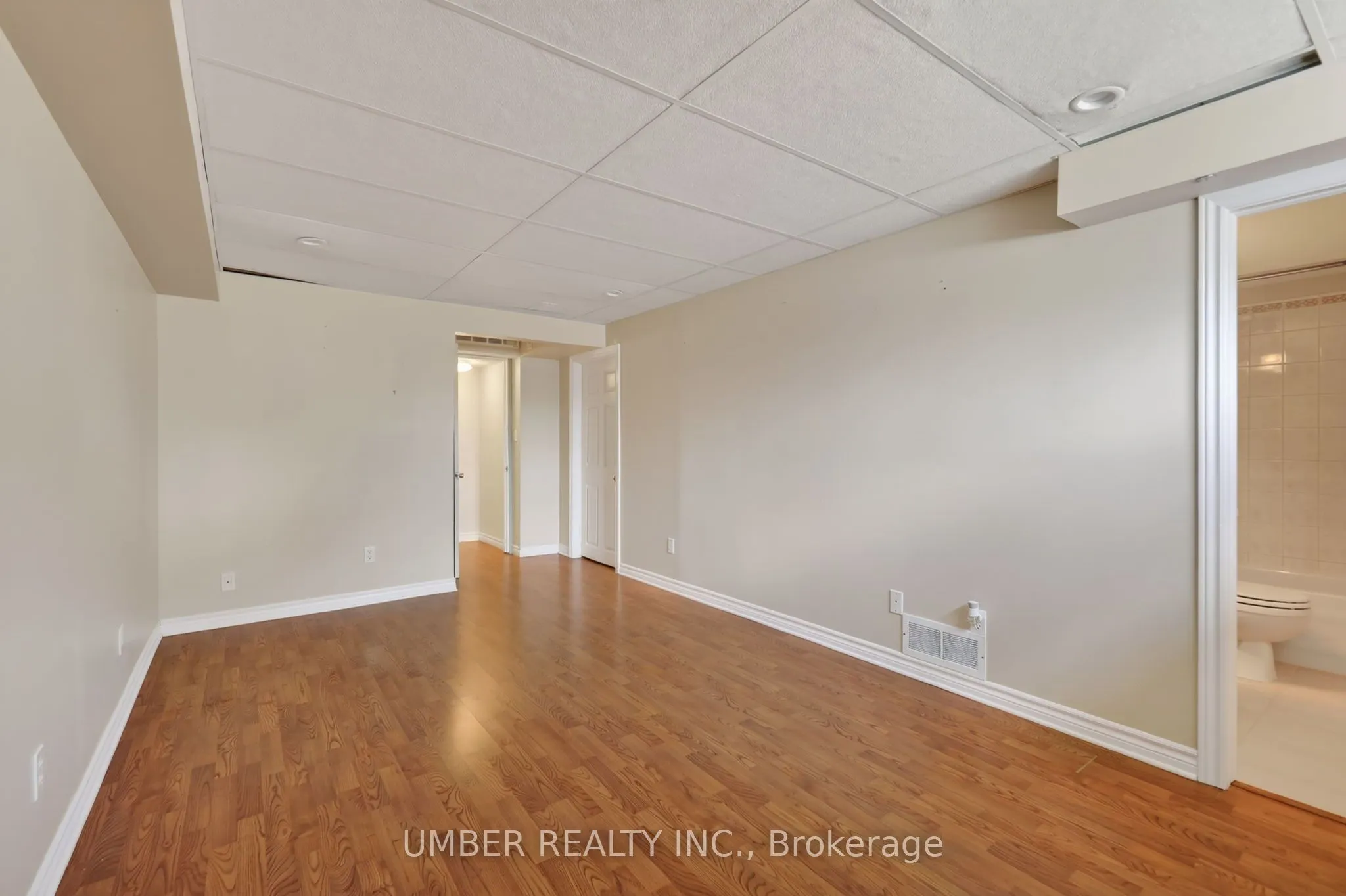 5539 Doctor Leach Drive