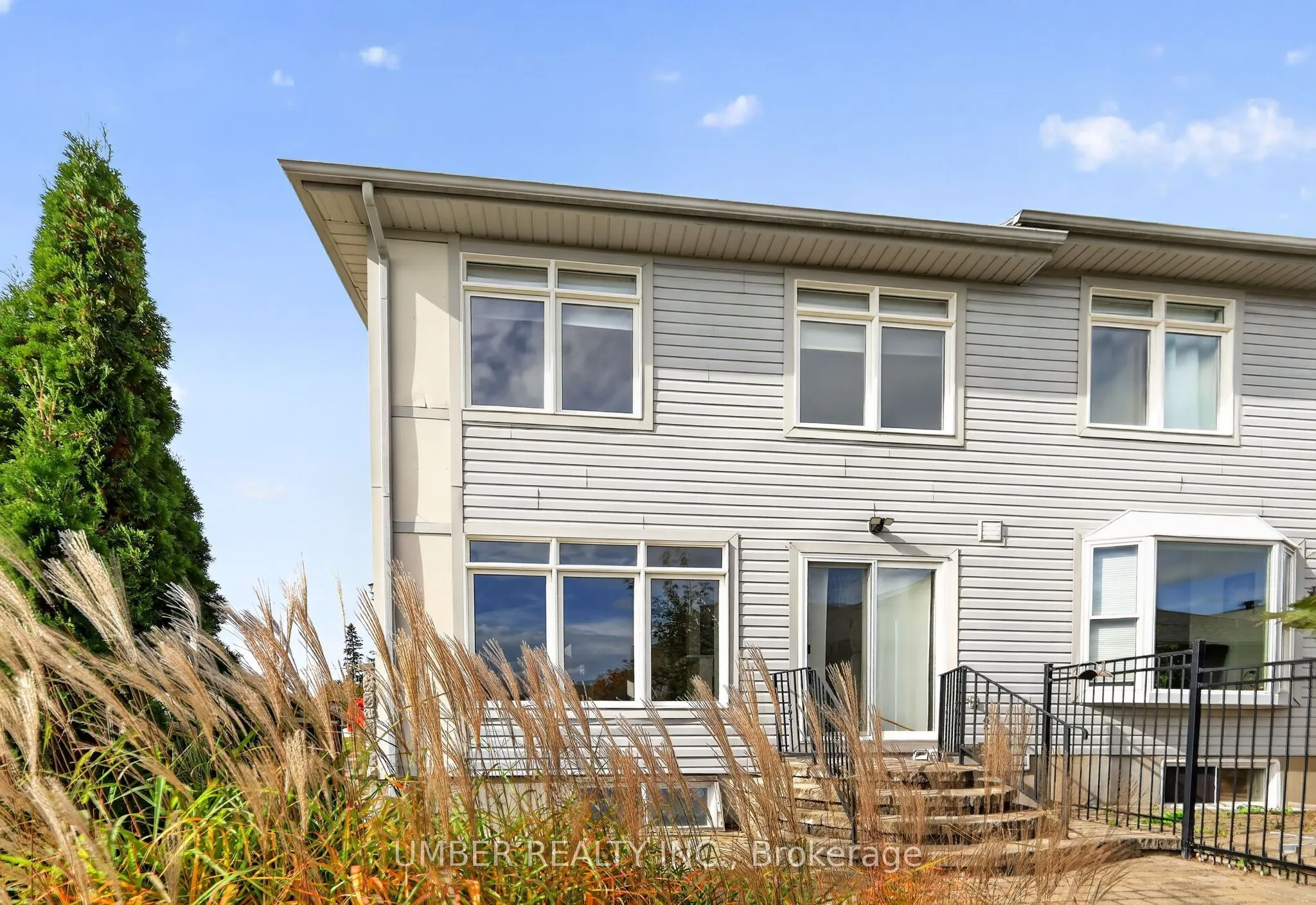 5539 Doctor Leach Drive