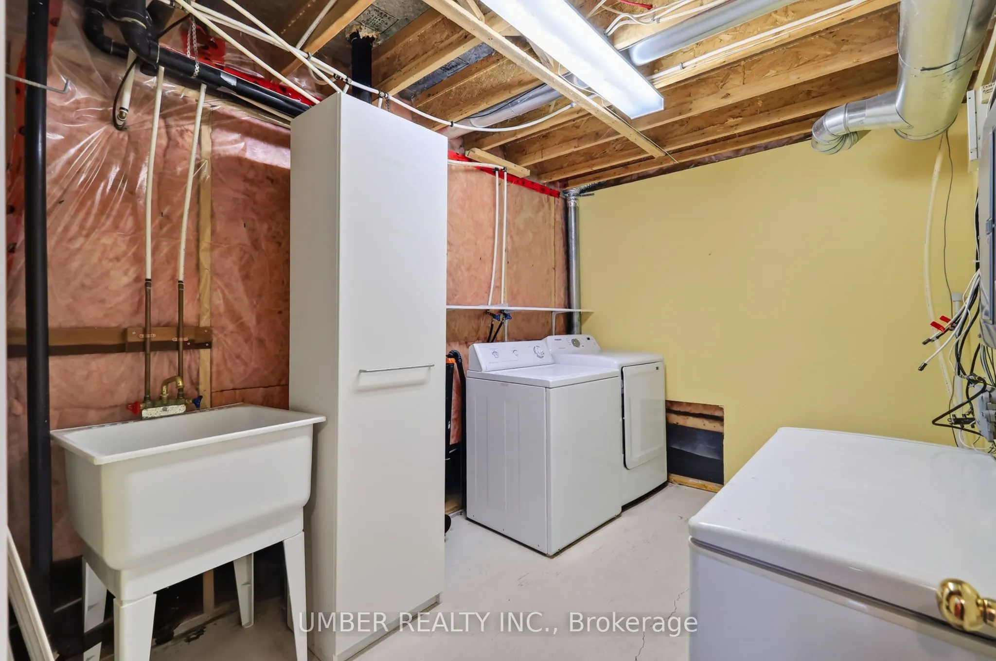 5539 Doctor Leach Drive