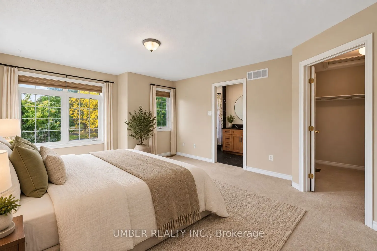 5539 Doctor Leach Drive