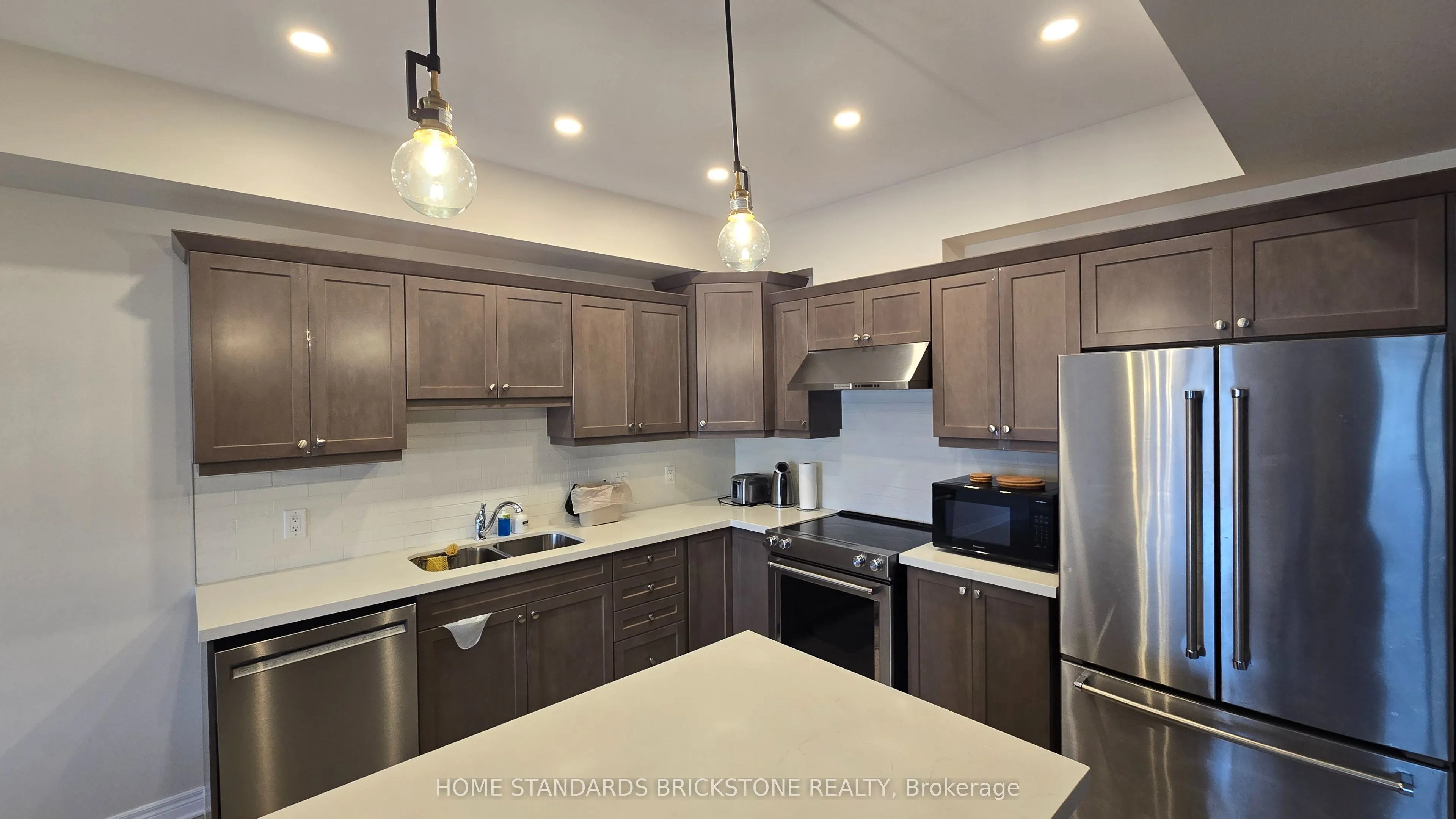 53 Lamb Crescent