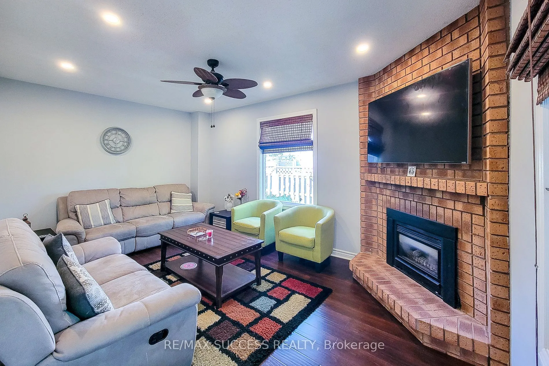 35 Ravenwood Road