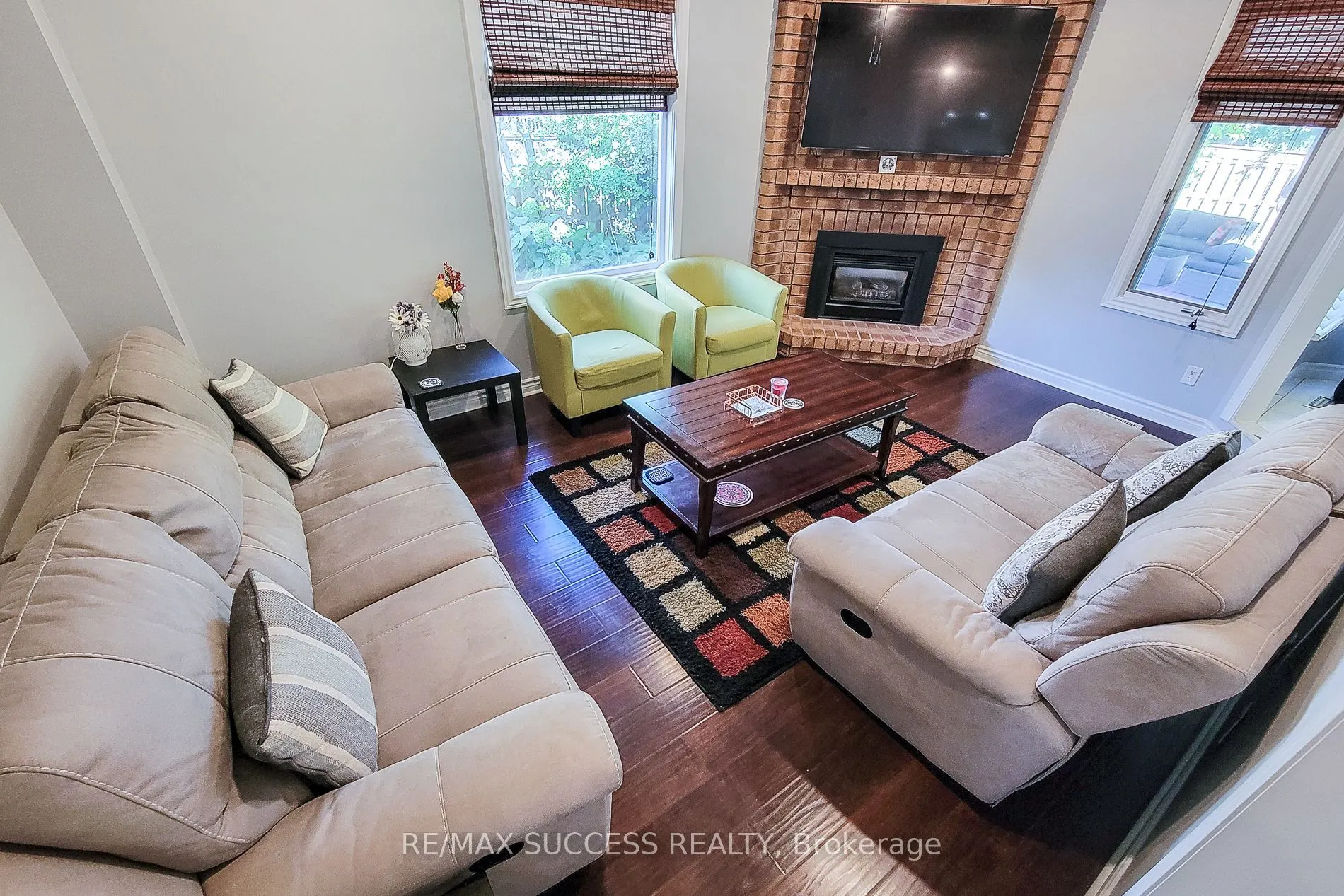 35 Ravenwood Road