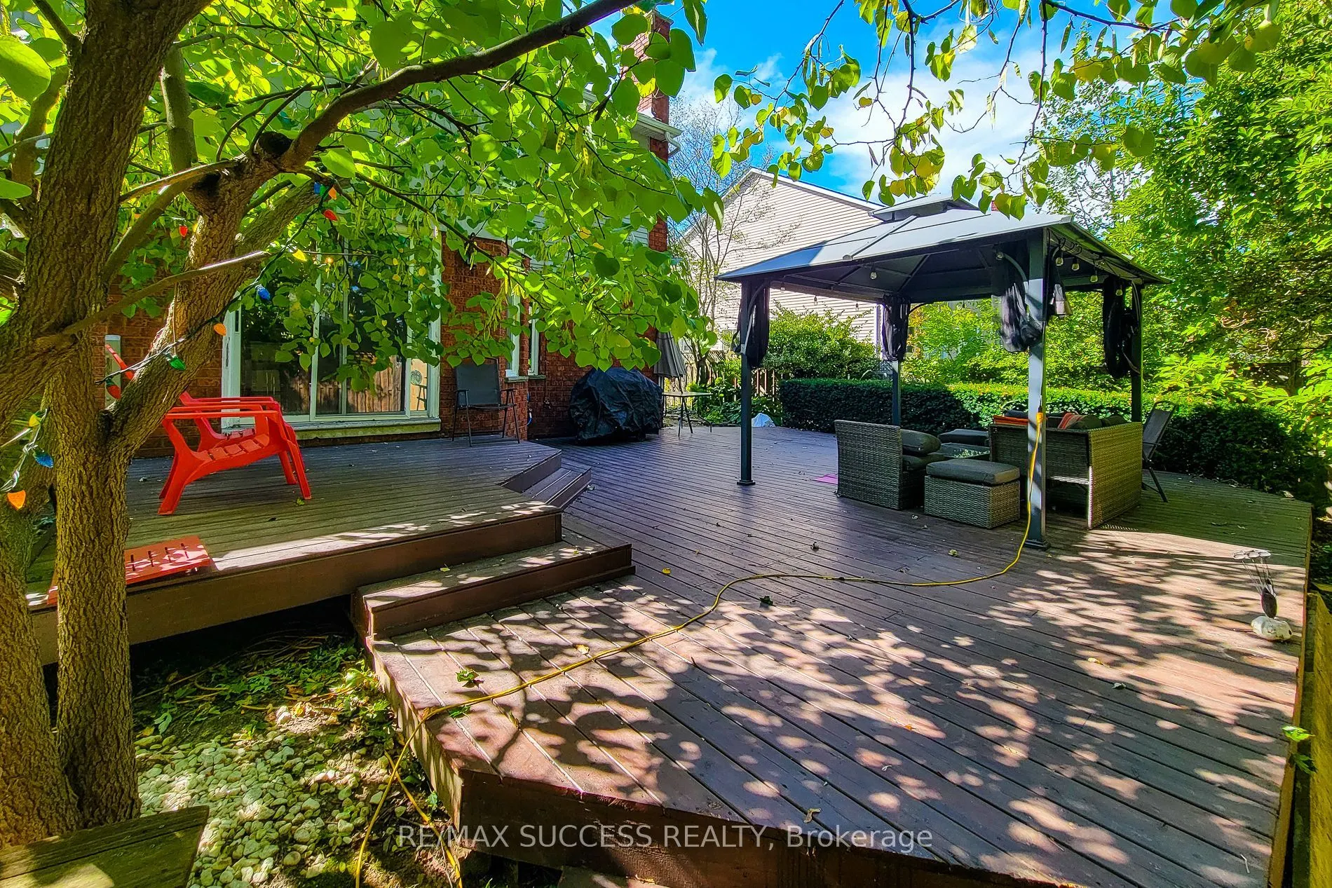 35 Ravenwood Road