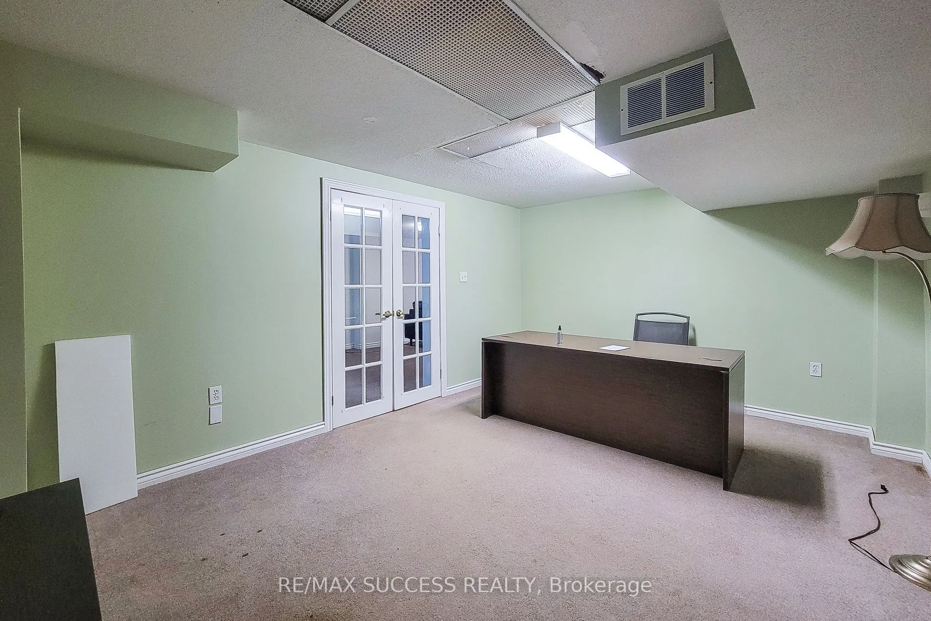 35 Ravenwood Road