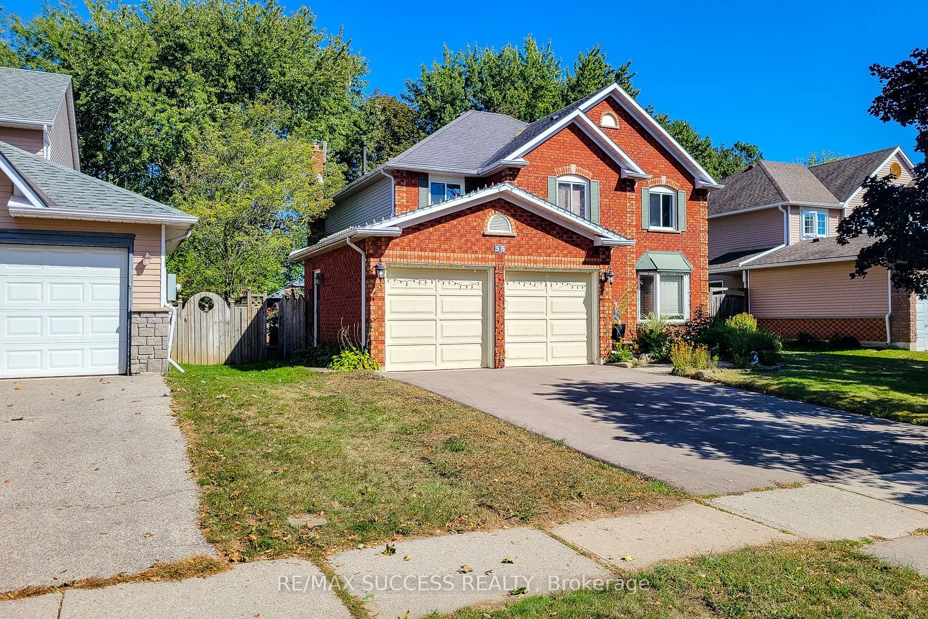 35 Ravenwood Road